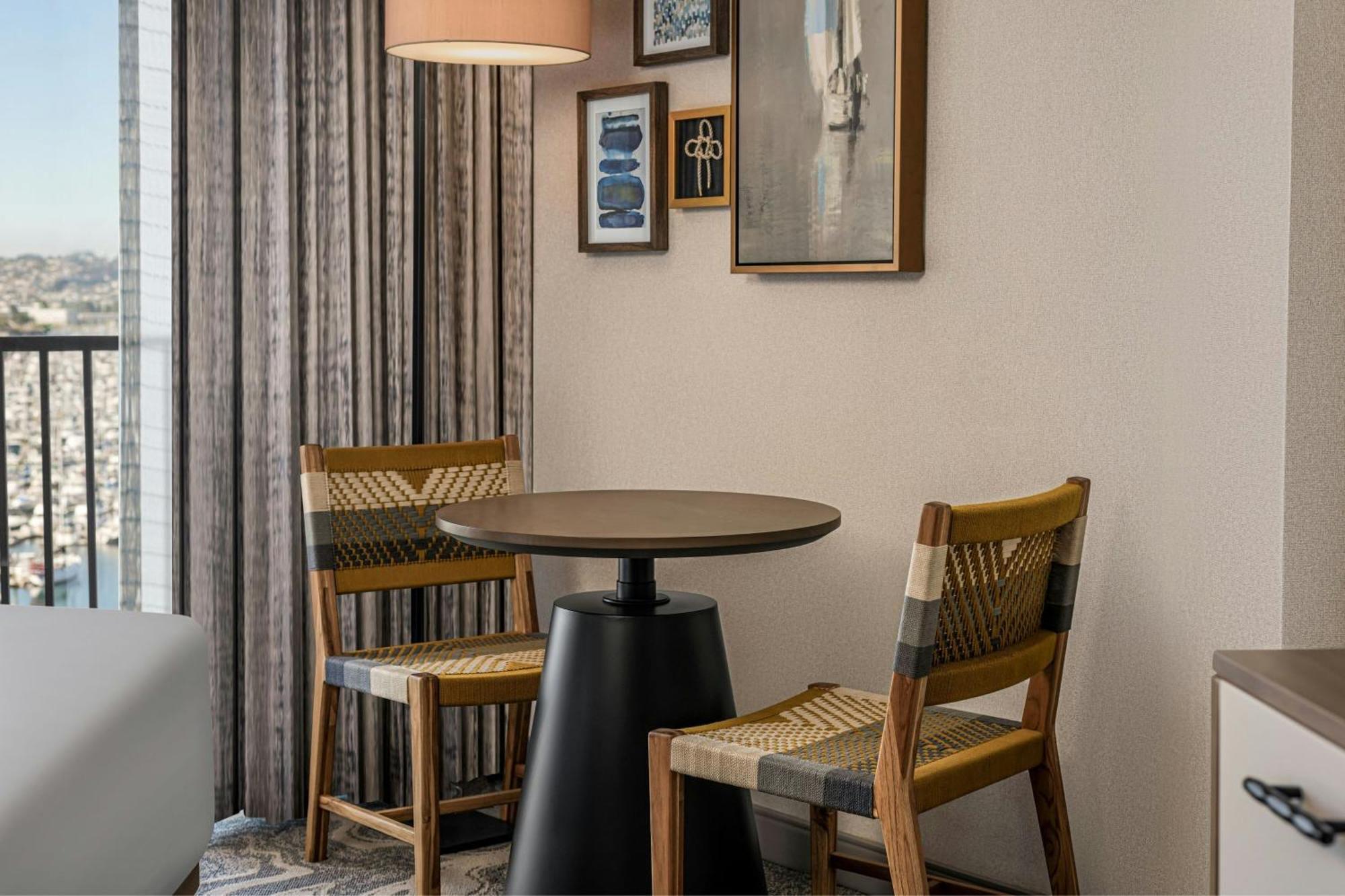 Habitación Deluxe con cama extragrande - Torre Marina