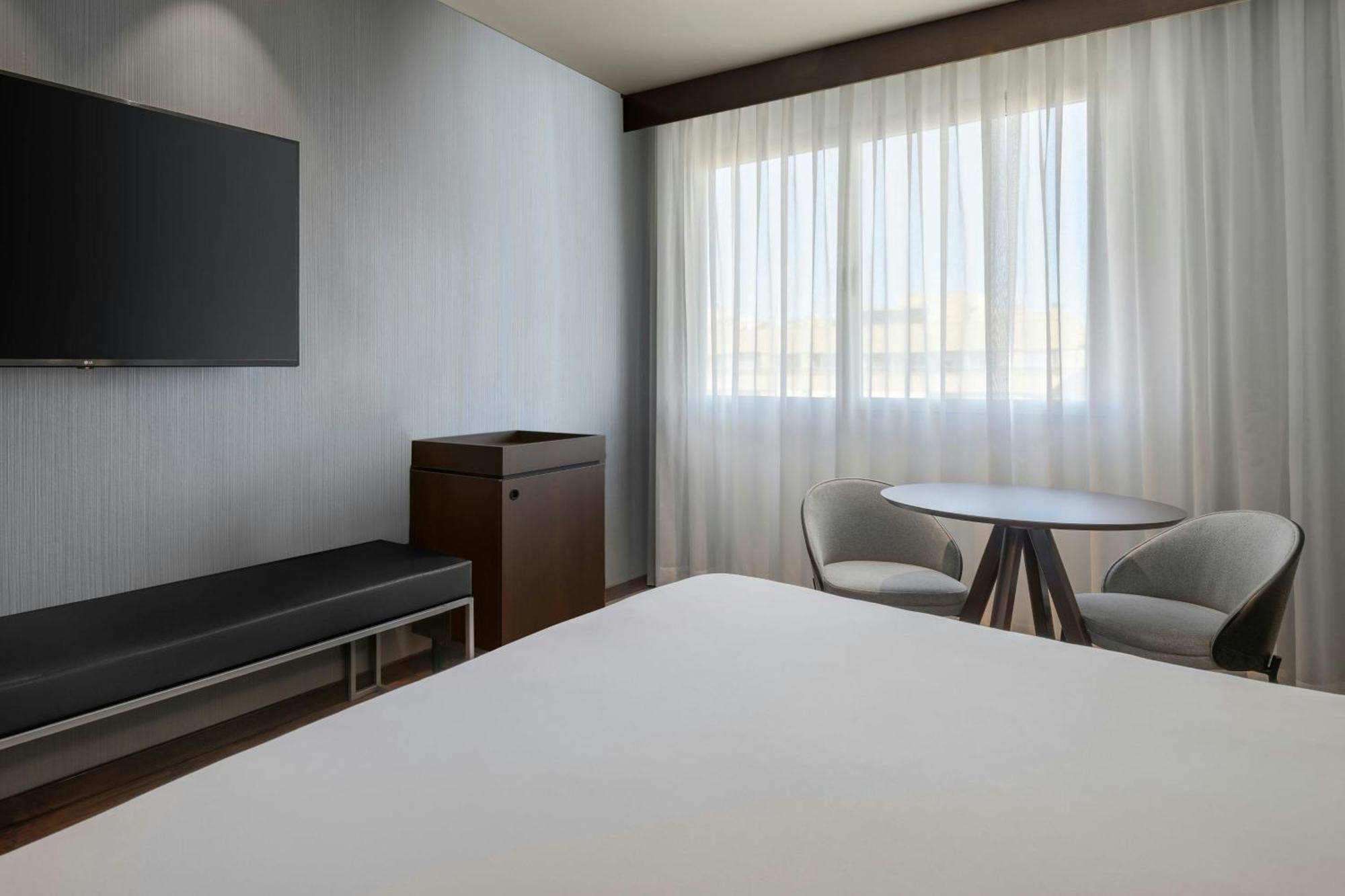 Standard Queen Guest room 1 Queen