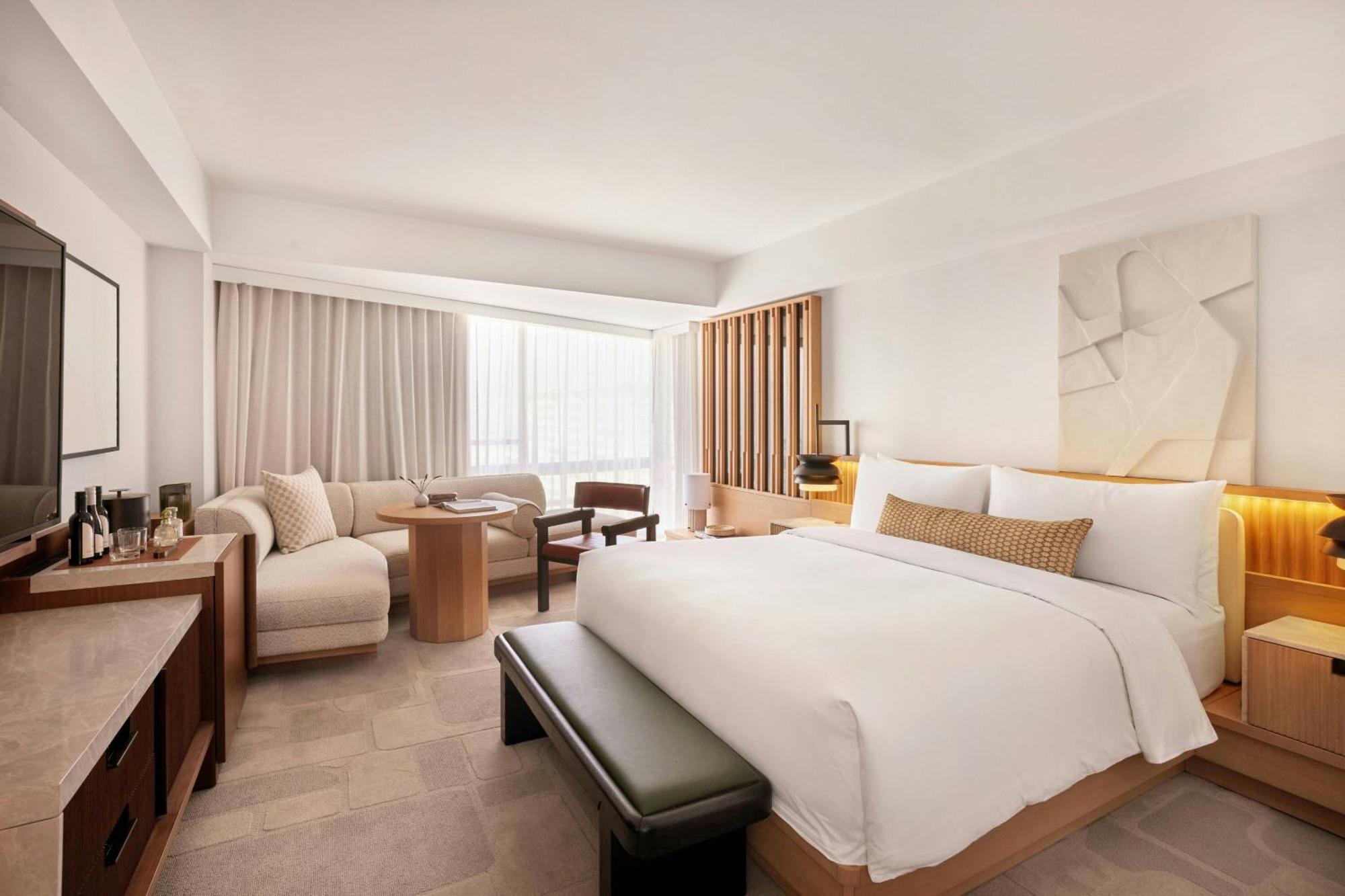 Premier King Room Skyline View