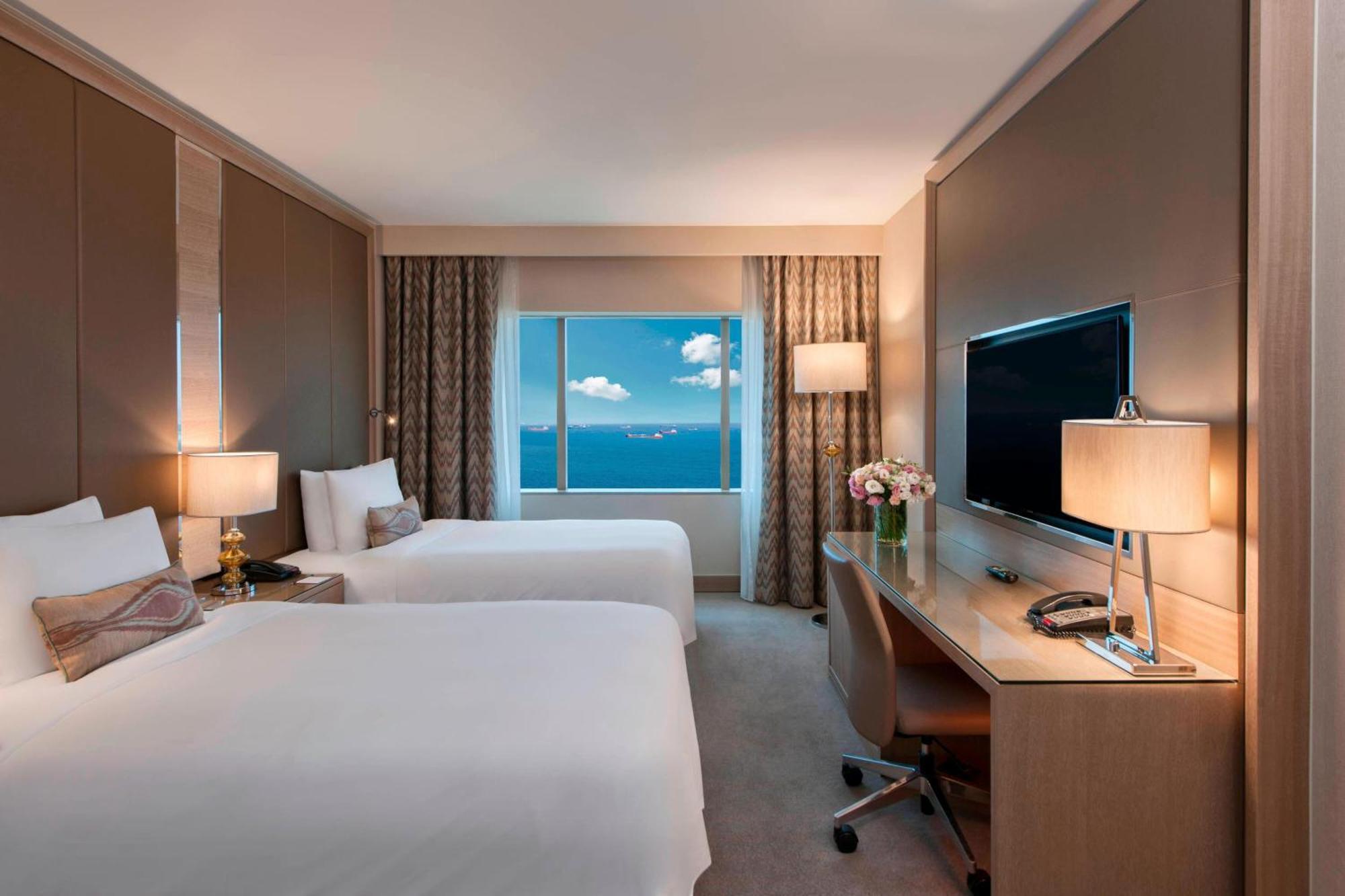 Executive Twin Room Sea View Club Lounge Access