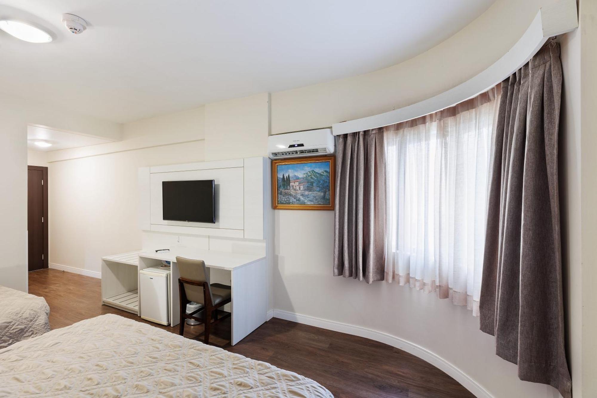 Luxury Triple Room