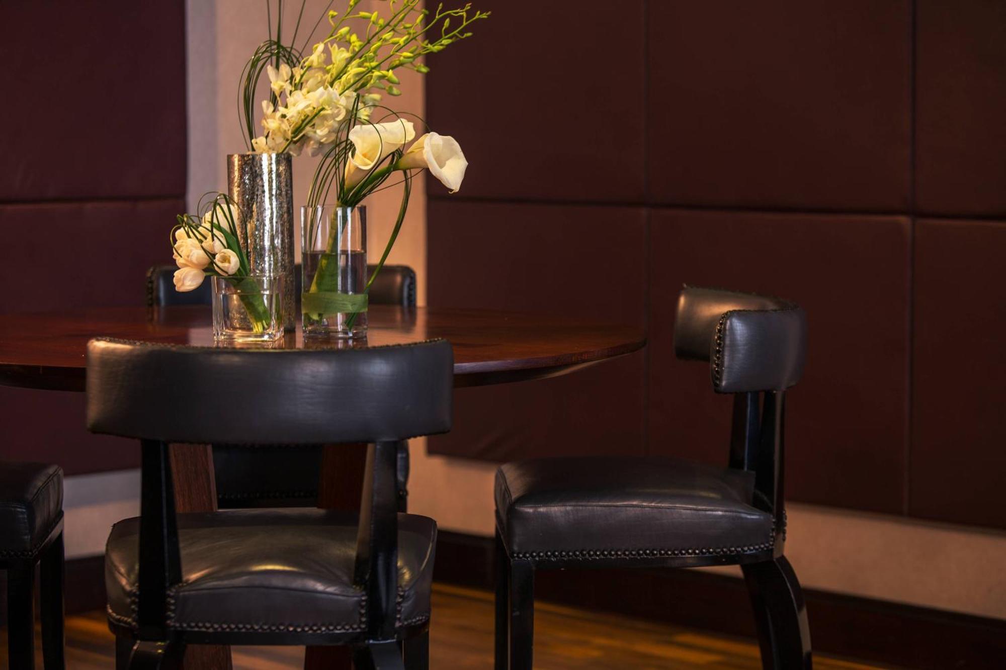 Presidential Suite Club Lounge Access