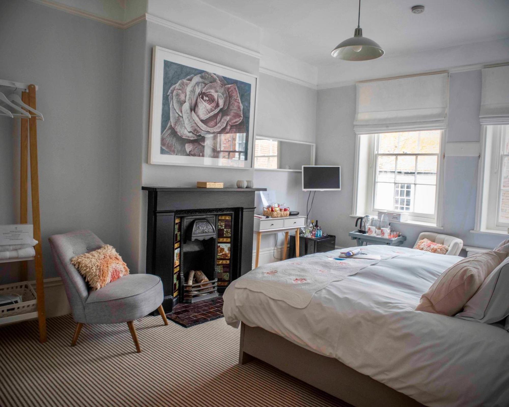 Deluxe King or Twin Room