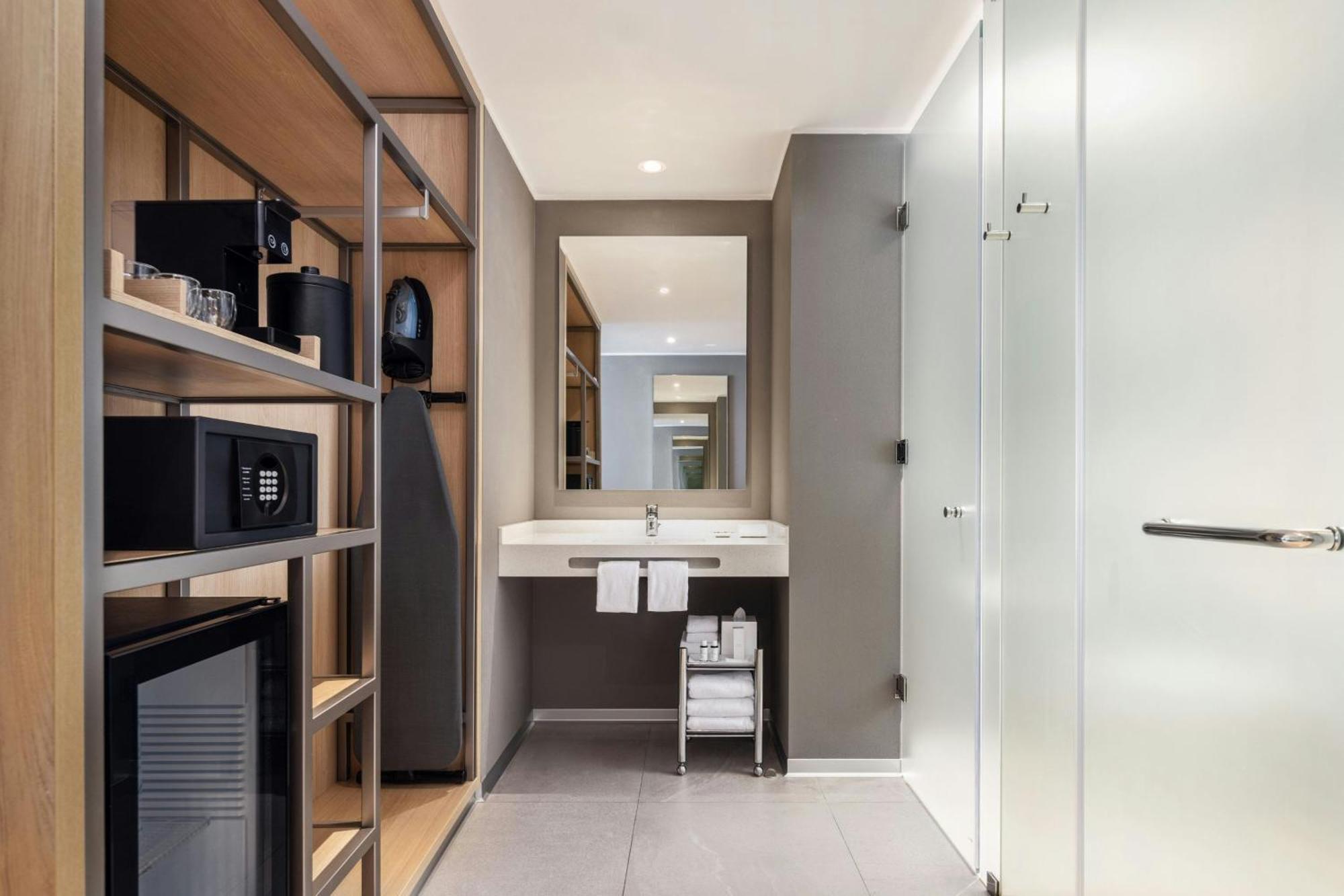 Habitación Doble Deluxe con vistas parciales al océano