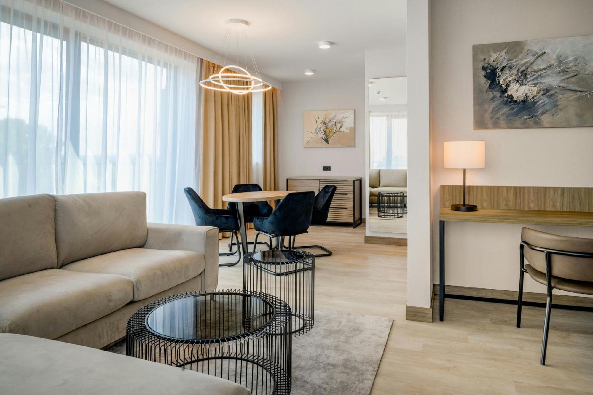 One-Bedroom Suite Terrace
