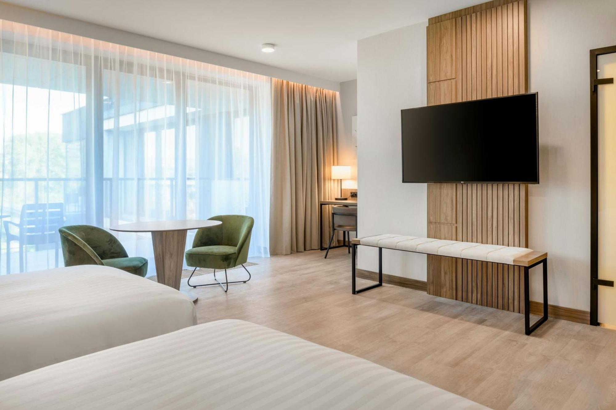 Standard Twin Room Balcony