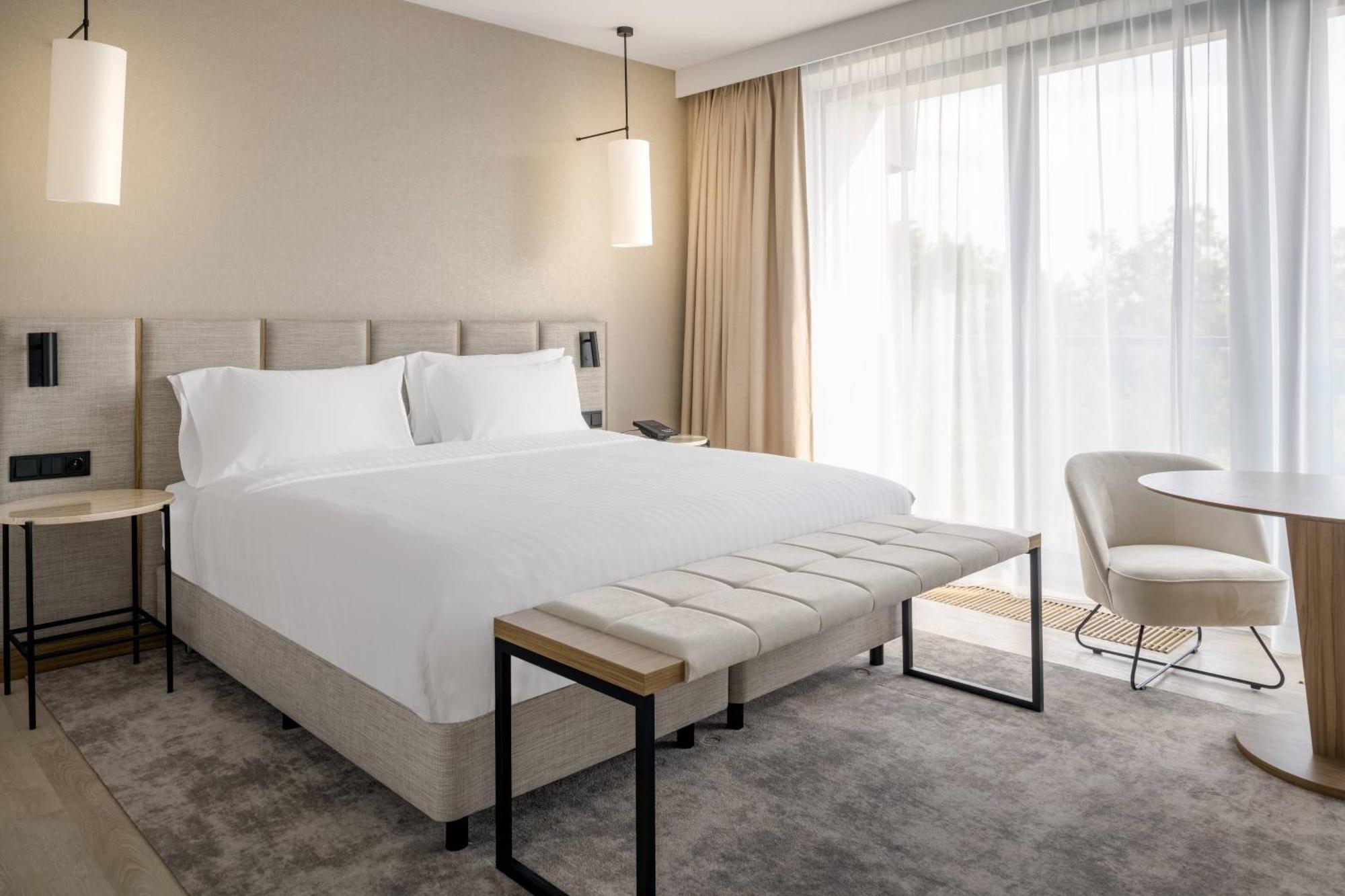 One-Bedroom Suite Terrace