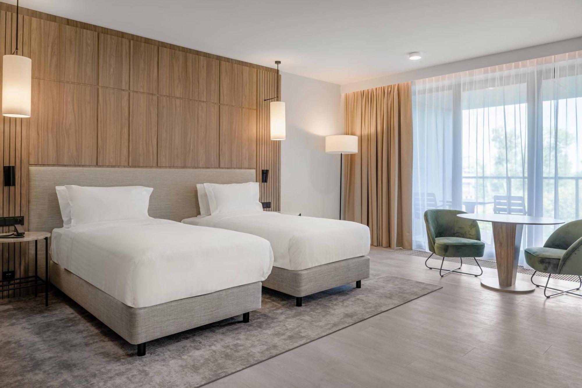 Standard Twin Room Balcony