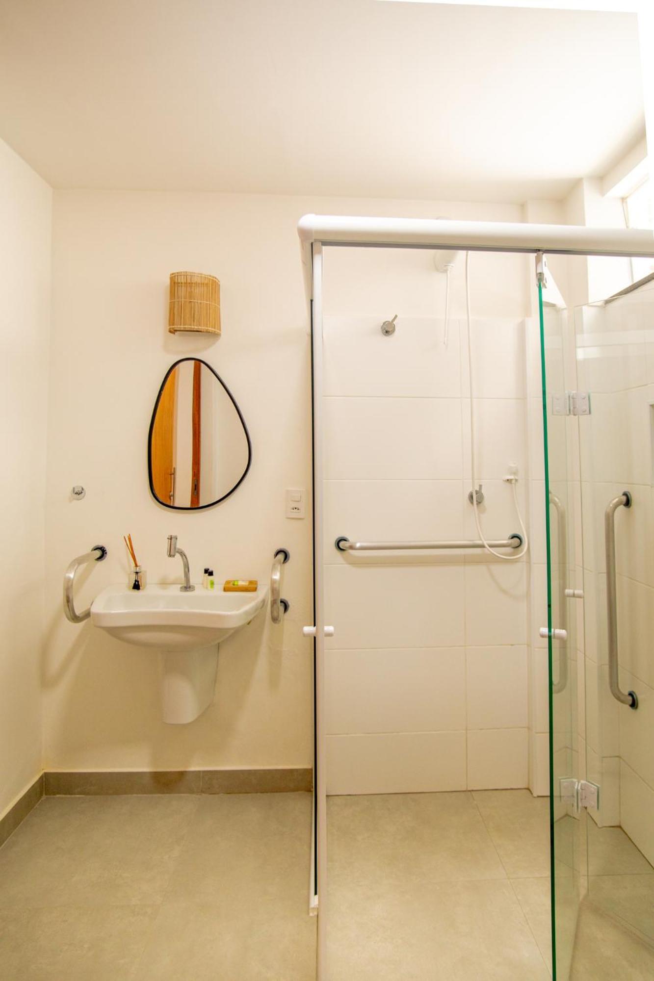 Estúdio com Cama Queen-size - Acessível para Hóspedes com Mobilidade Reduzida