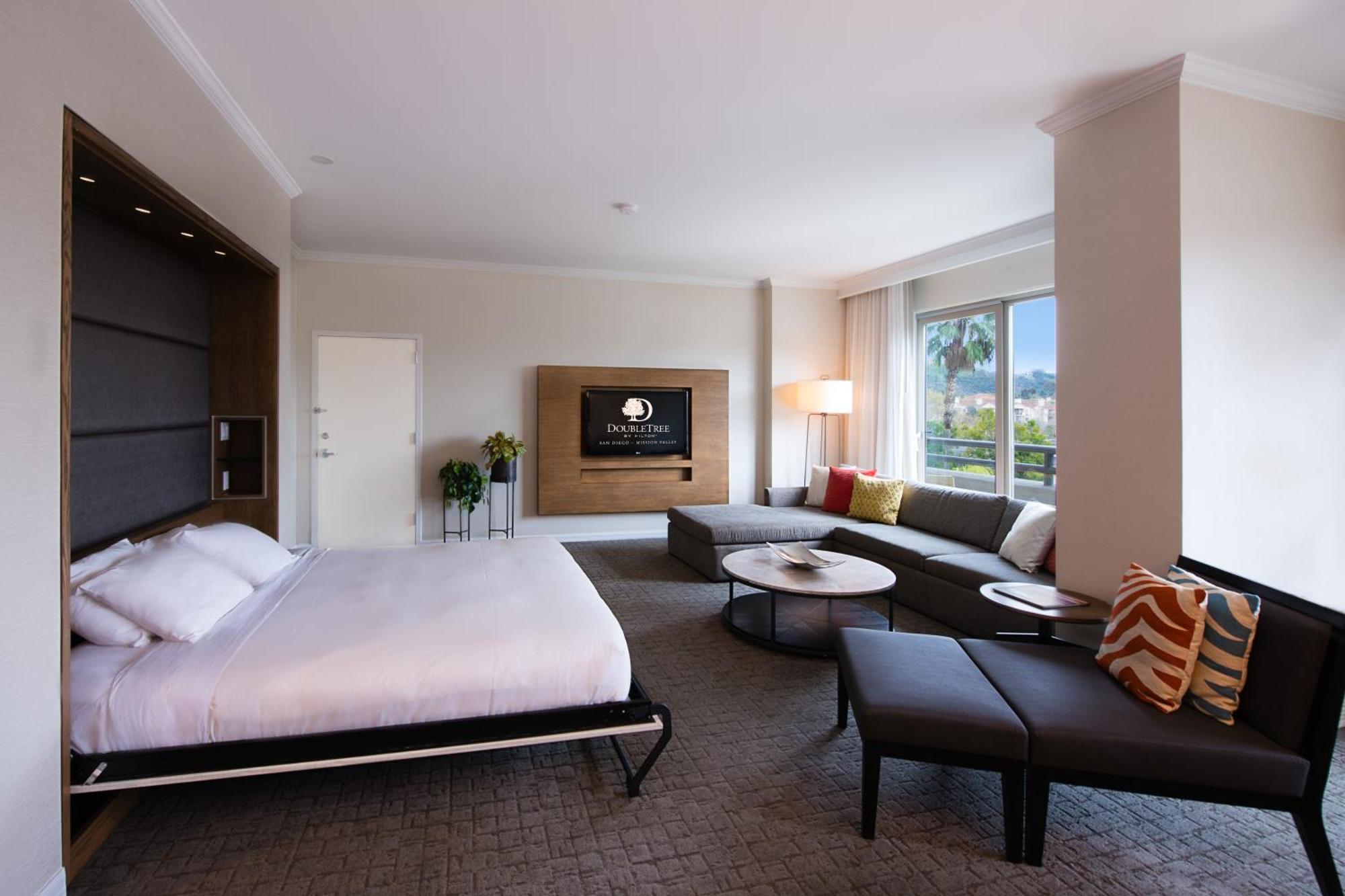 King Studio Suite