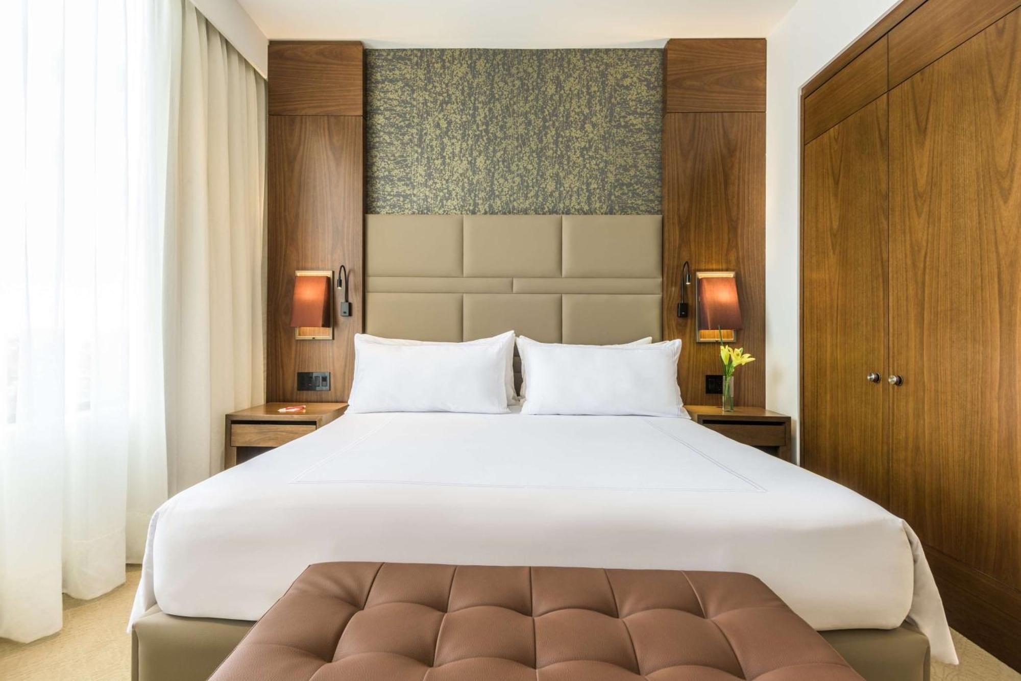 Junior Suite met Uitzicht en Extra Bed (2 Volwassenen + 1 Kind)