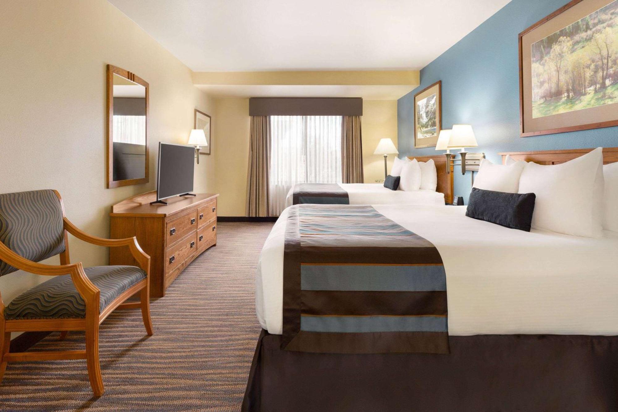 Queen Room Two Queen Beds Disability Access or Non-Smoking