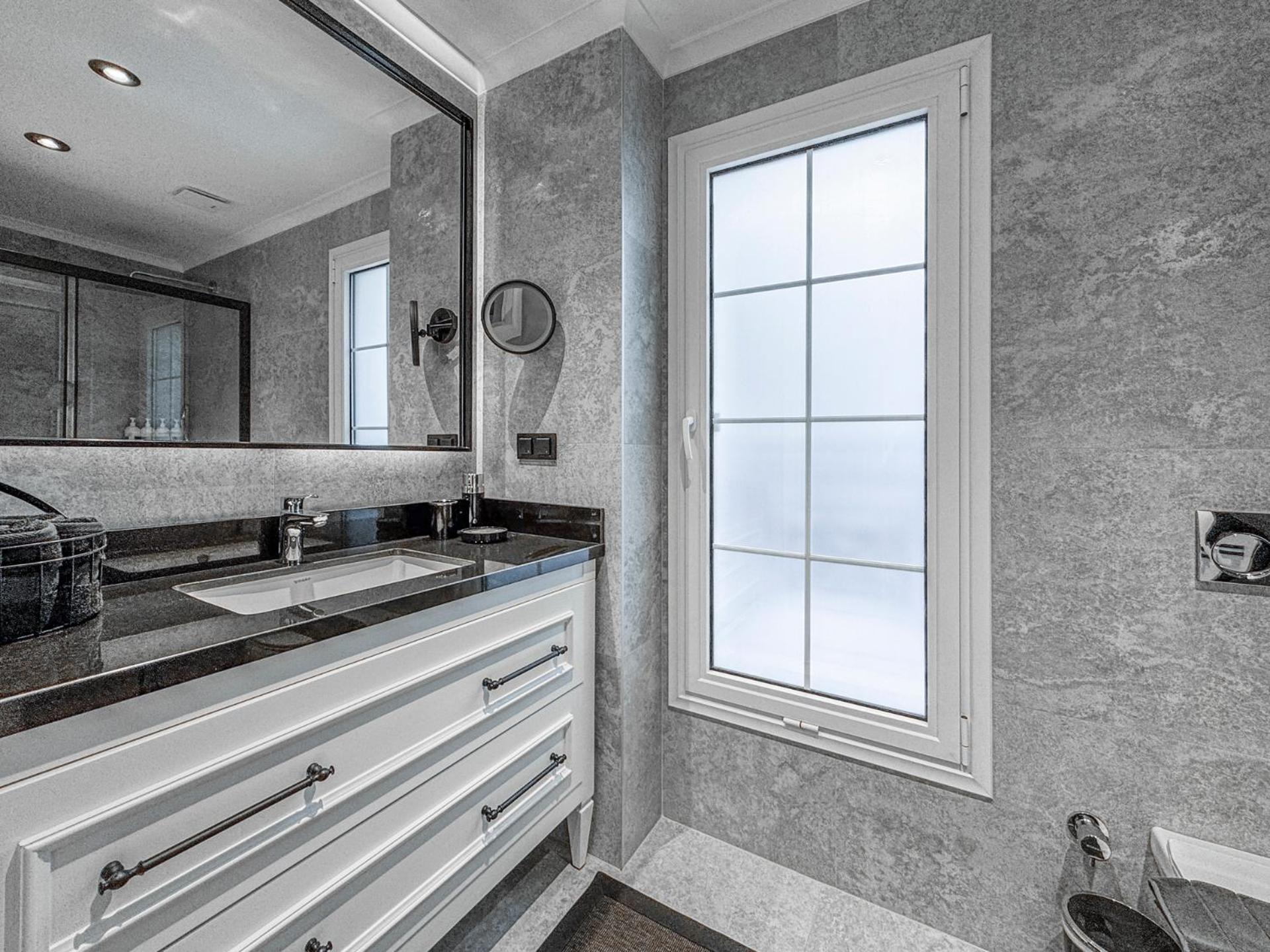Two-Bedroom Deluxe Apartment,1643777807:JPEG