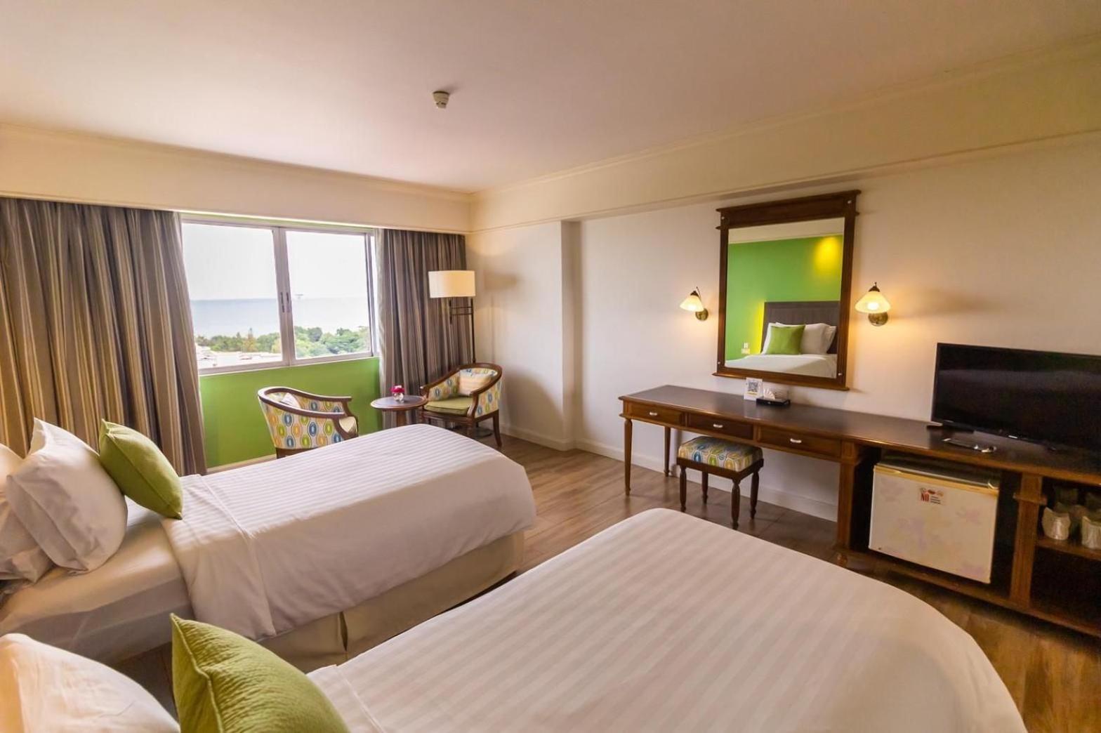 Superior Twin Room