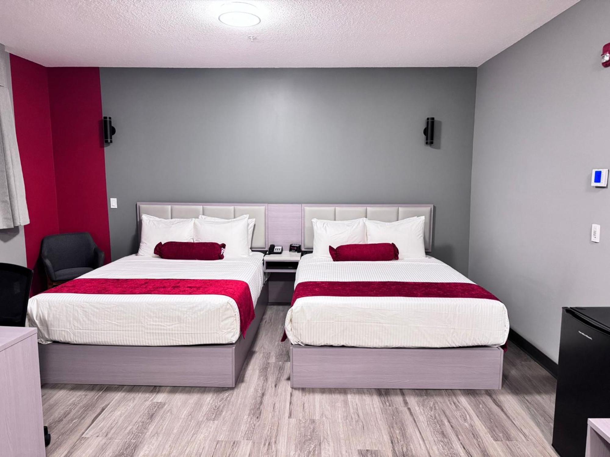 Queen Room with Two Queen Beds and Kitchenette - Non-Smoking
