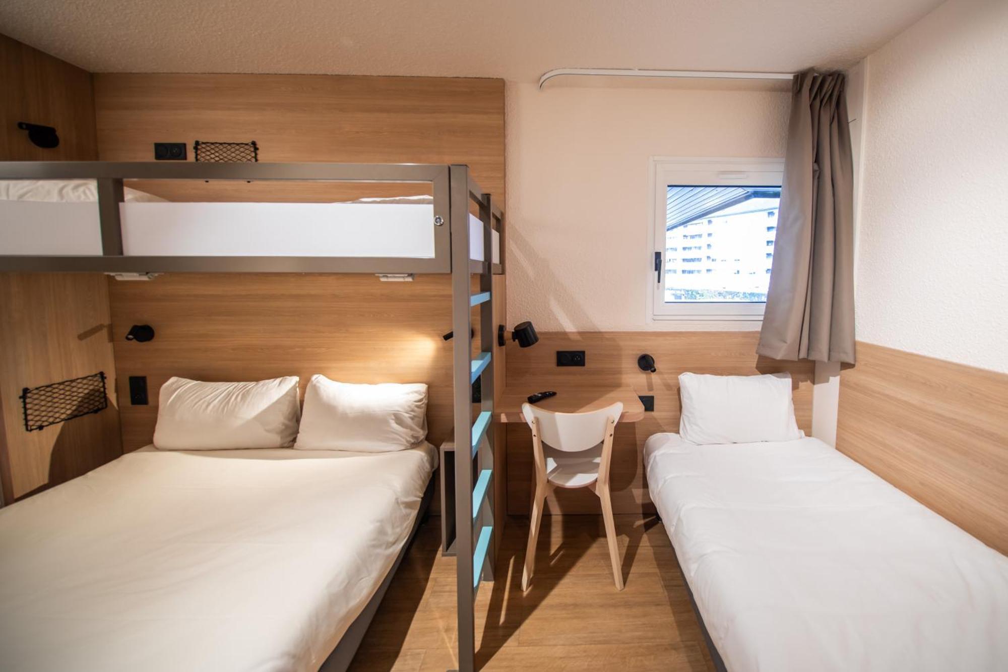 Quadruple Room 1 Double Bed 2 Single Beds