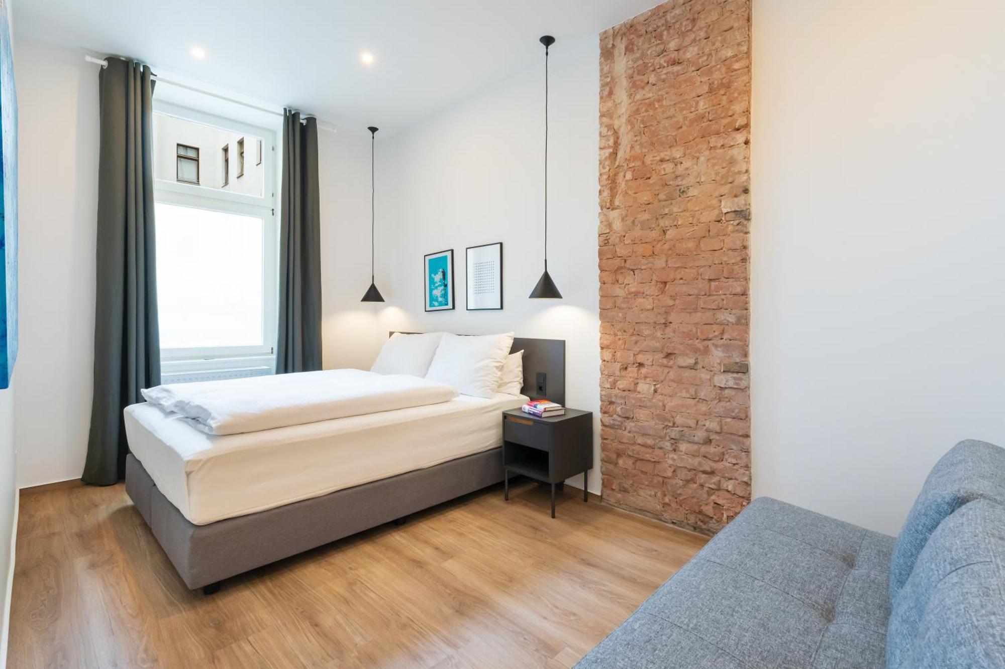 Three-Bedroom Apartment,1643812472:JPEG