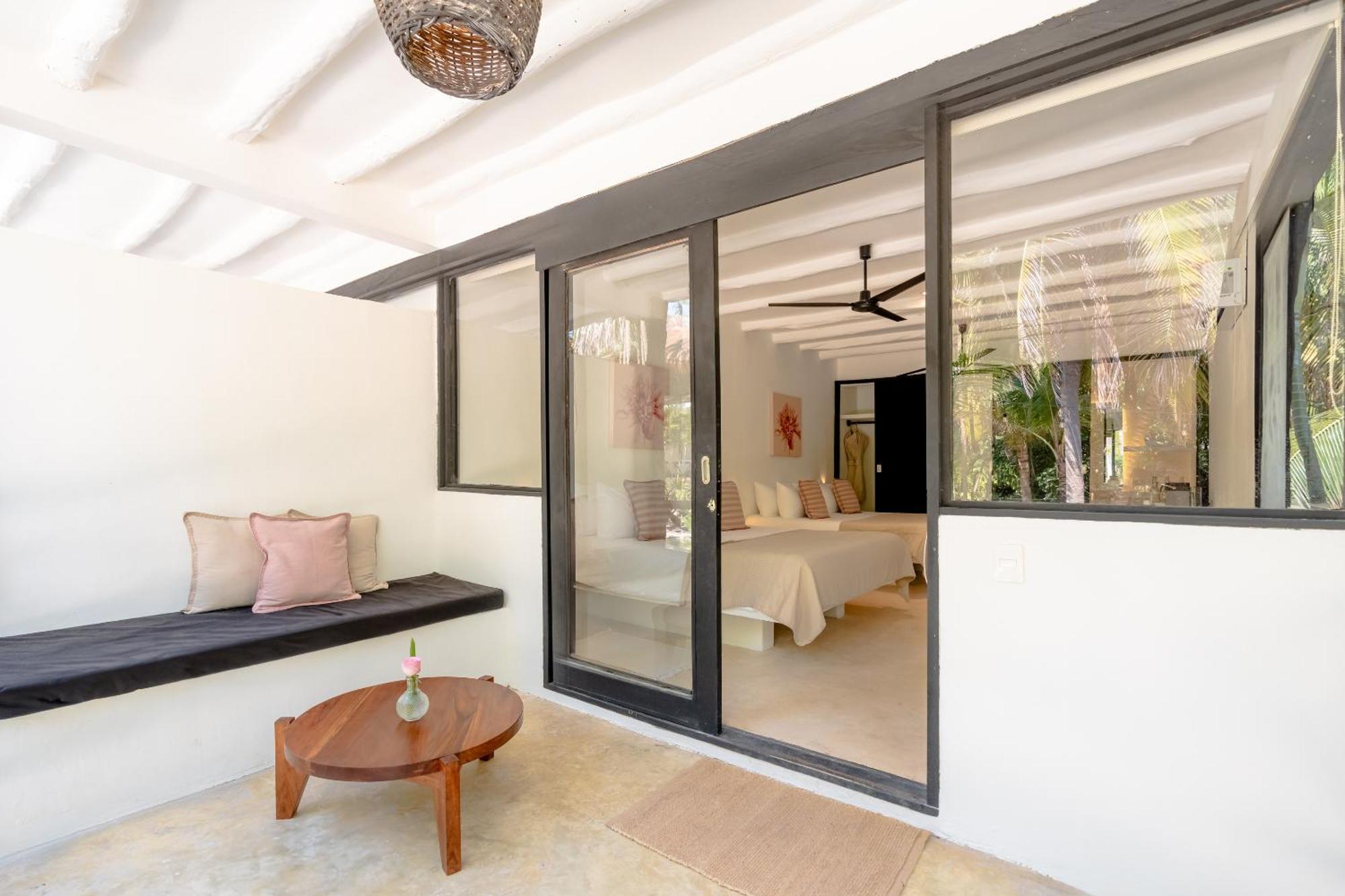 JUNGLE LOFT DOUBLE KING