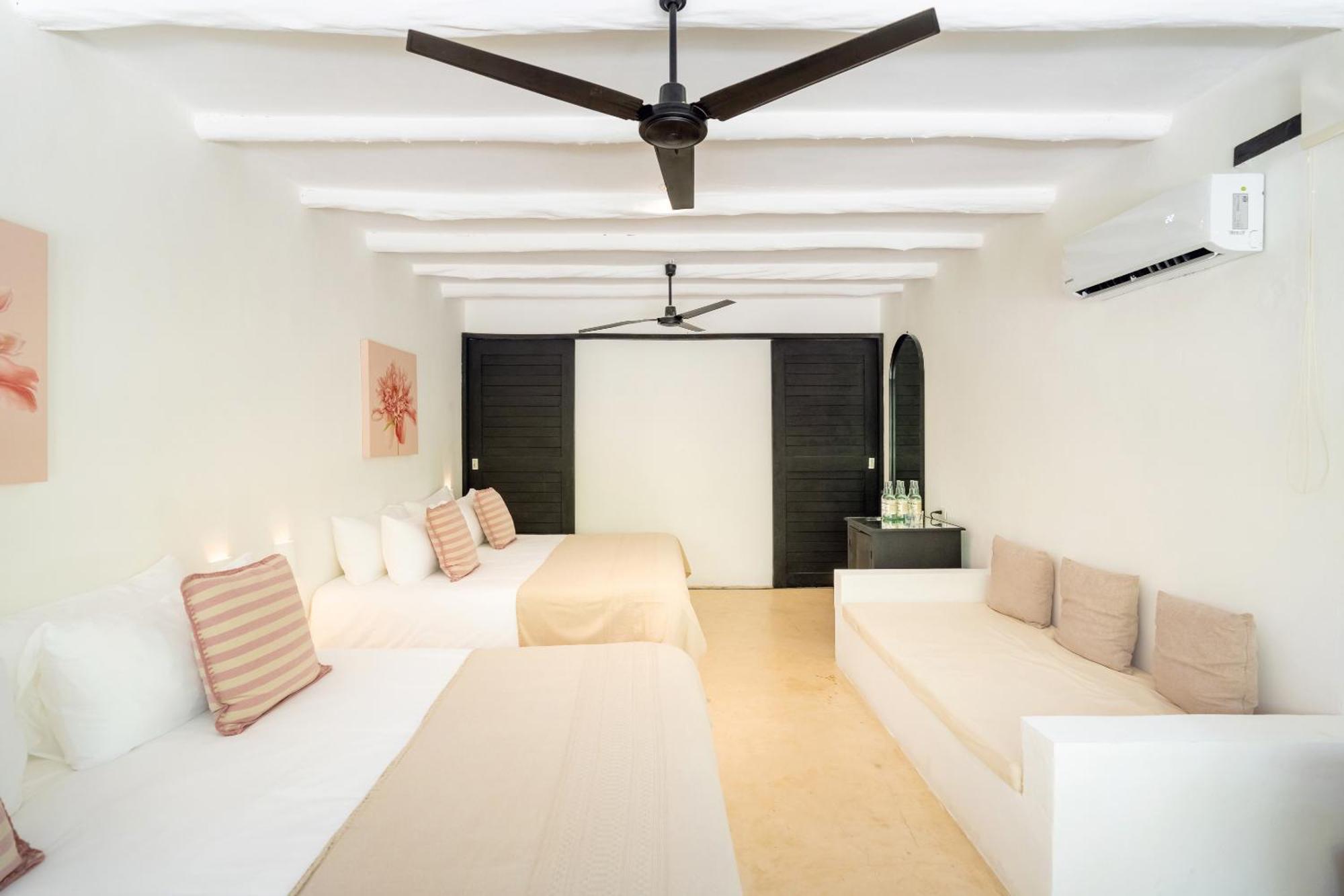 JUNGLE LOFT DOUBLE KING