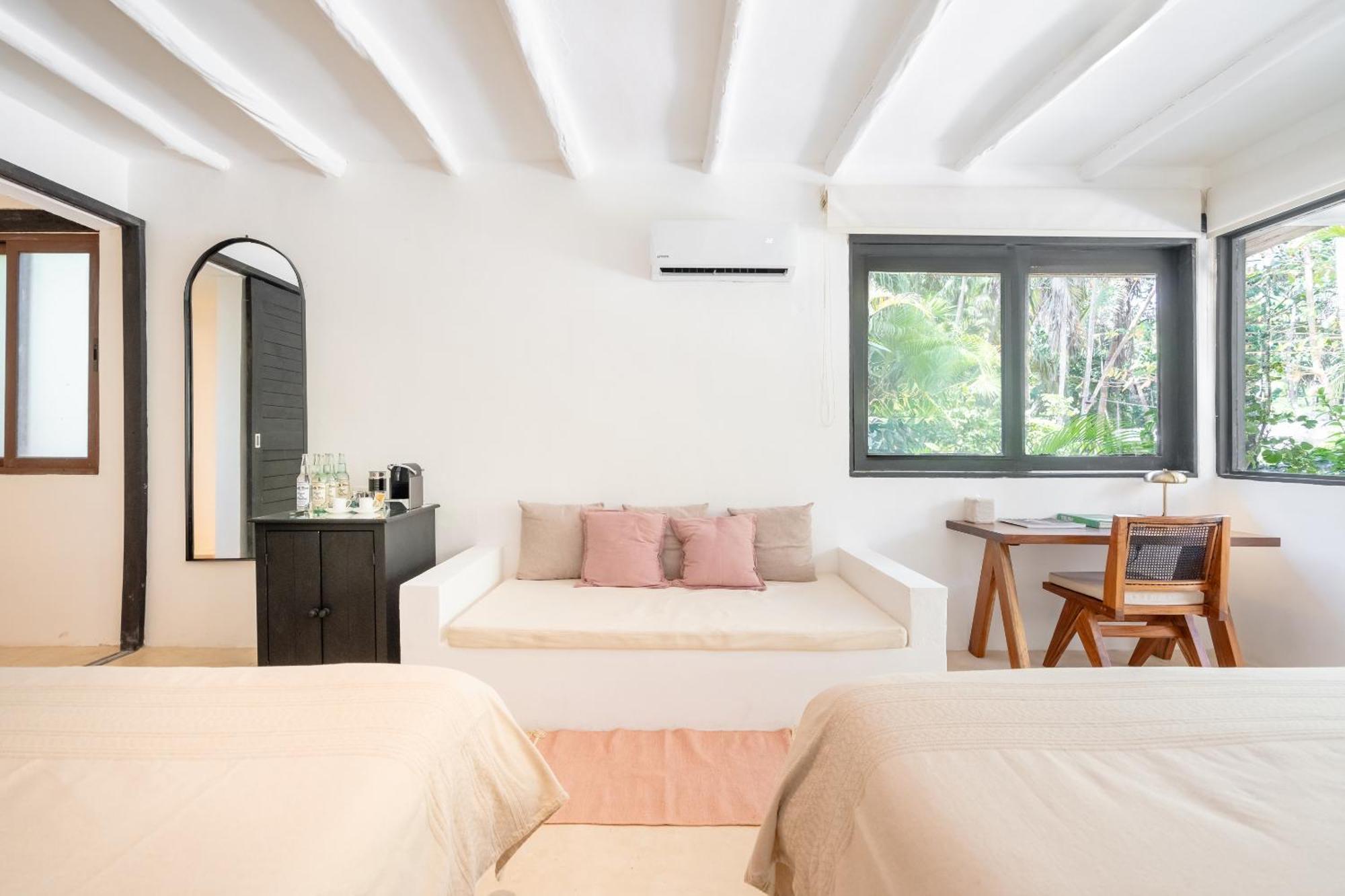 JUNGLE LOFT DOUBLE KING