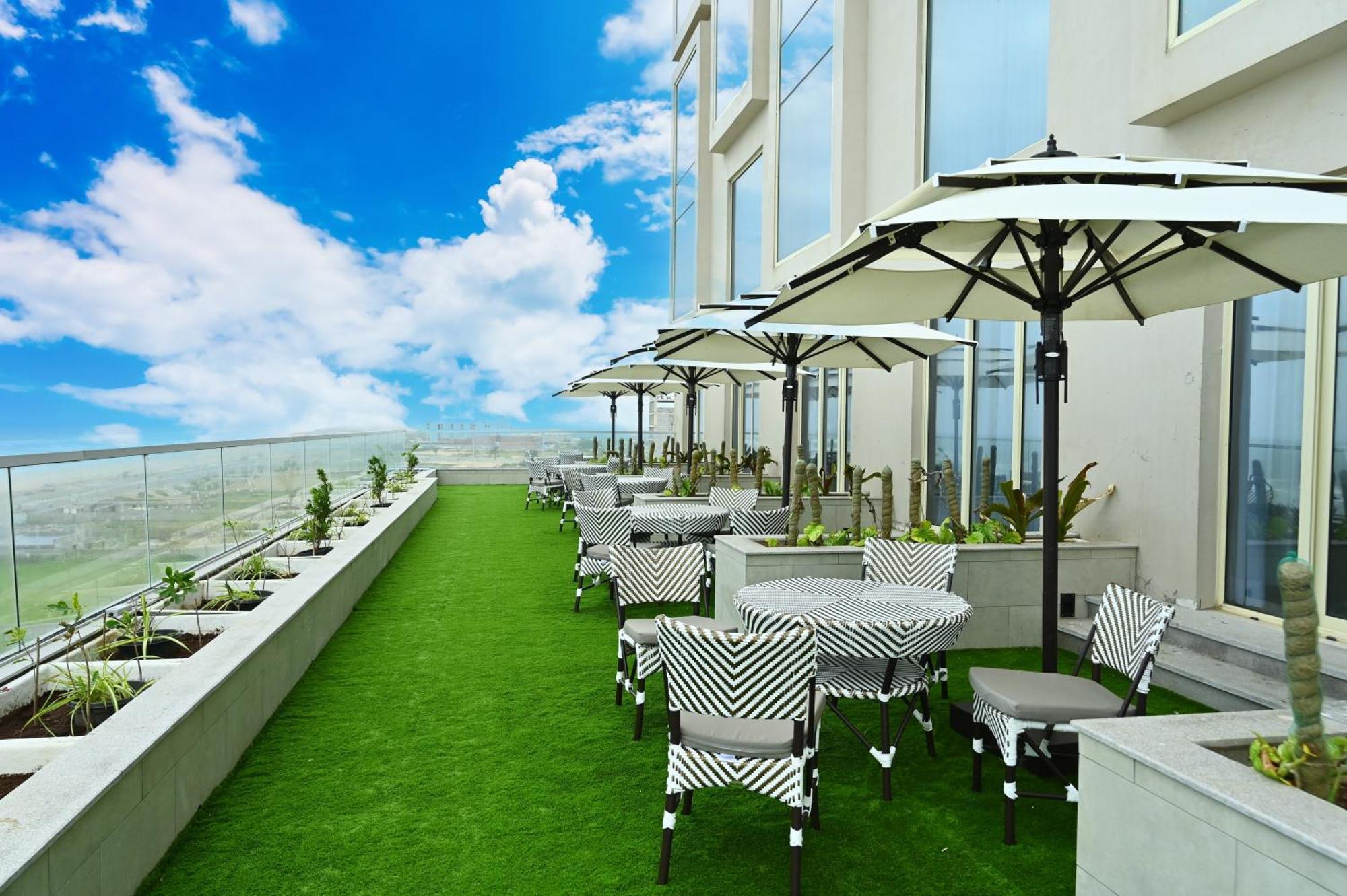 Deluxe Double Room with Balcony and Sea View | 15% Off Spa, F&B & Laundry + Early Check-In & Late Check-Out (up to 2 hours, subject to availability)