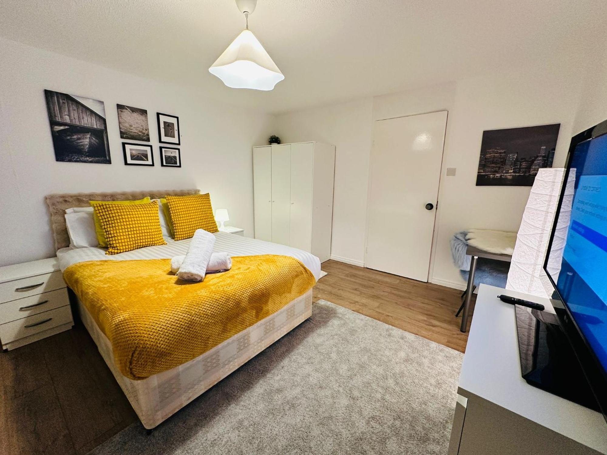 Double Room,1647450059:JPEG