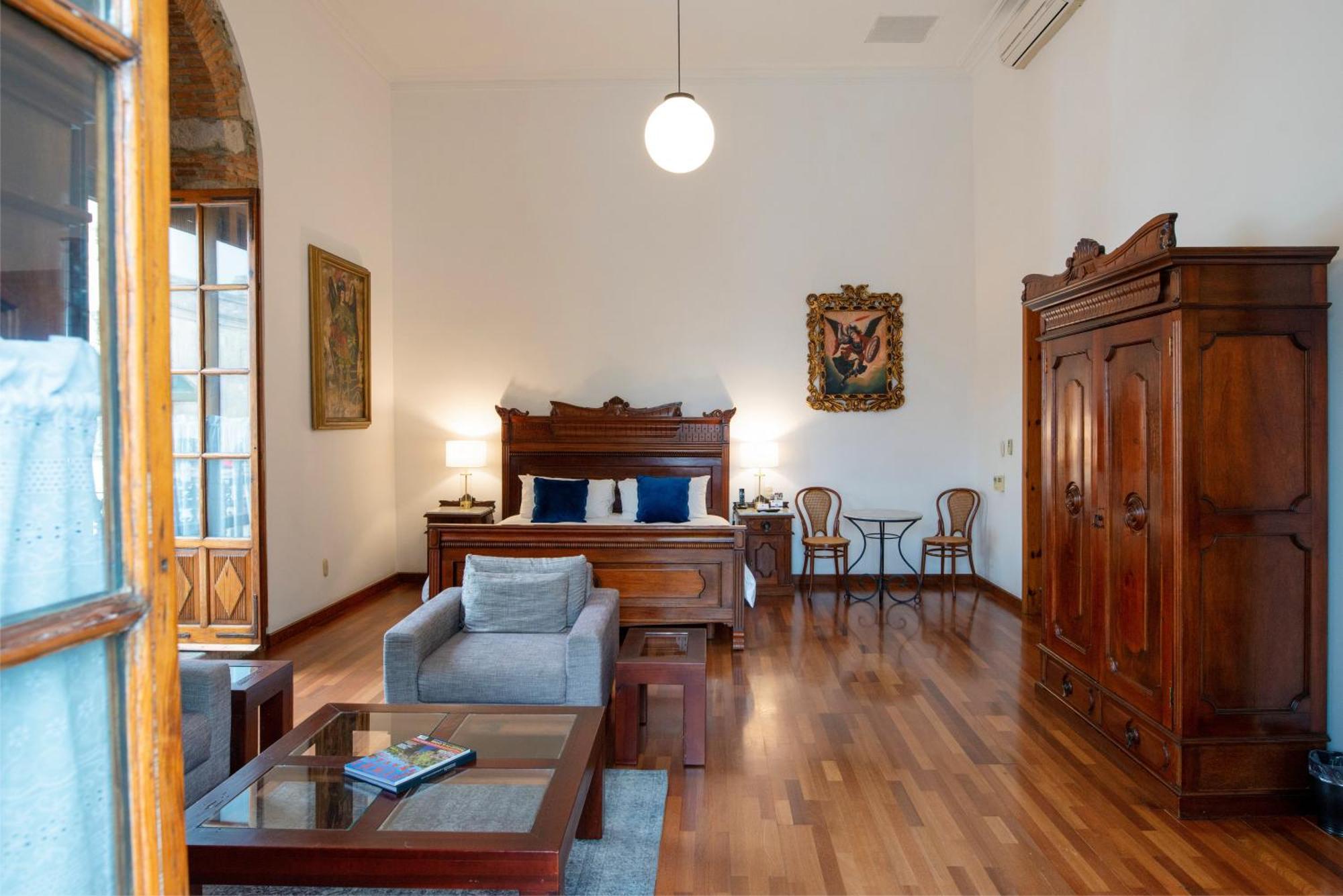 King Suite with Balcony