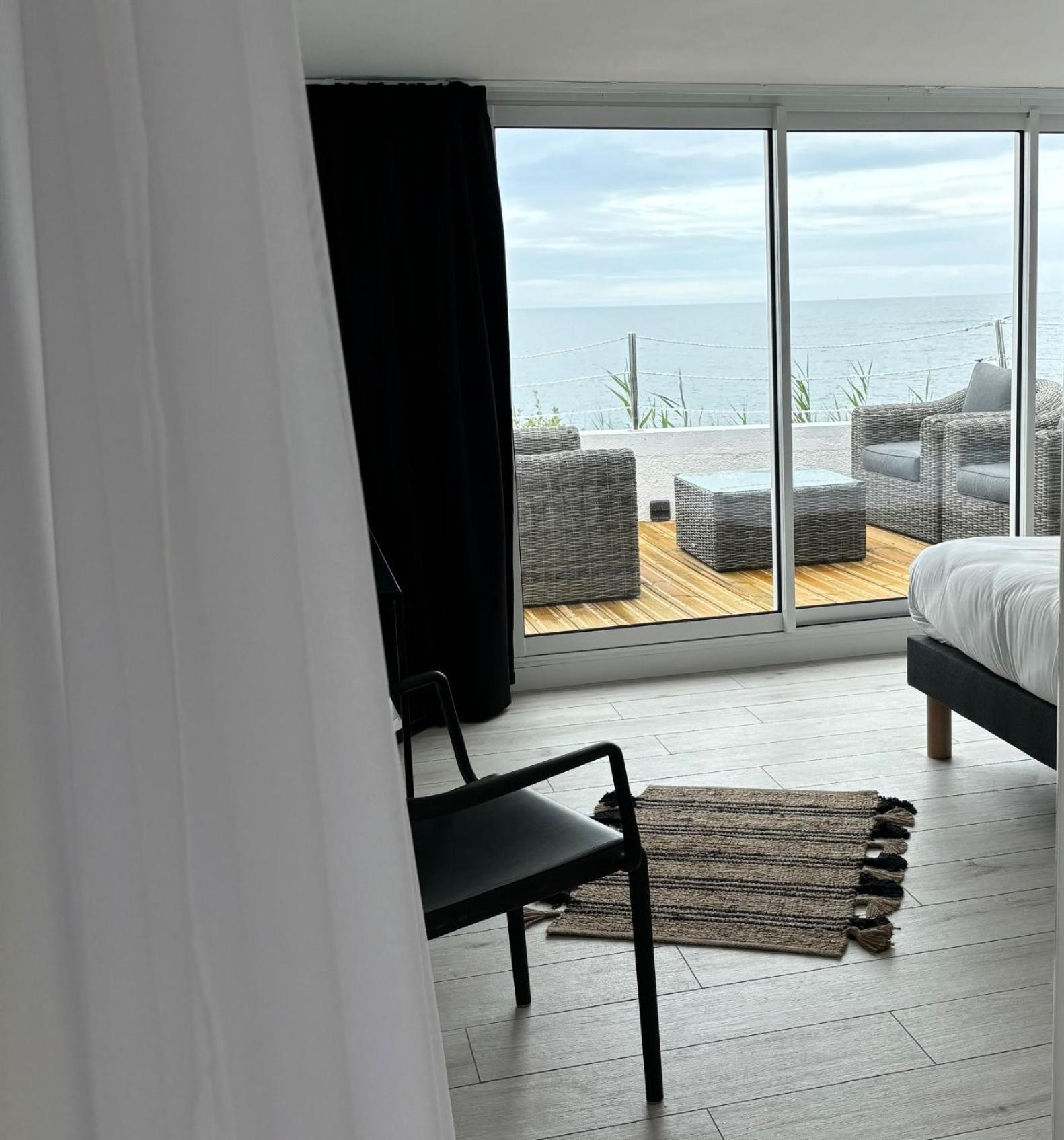 Deluxe Double Room with Sea View and Private Terrace