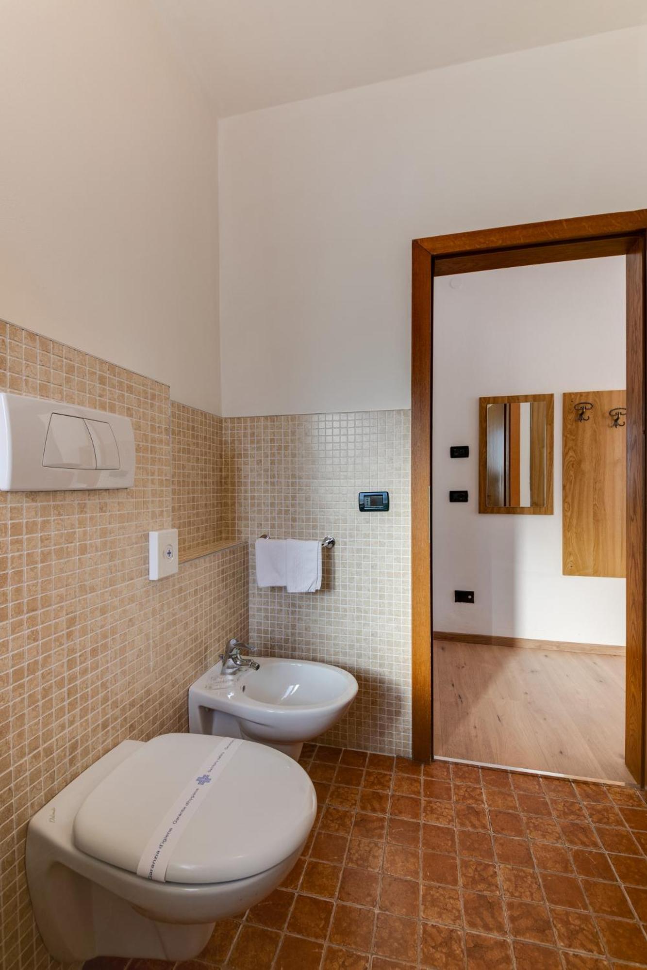 Essential Room