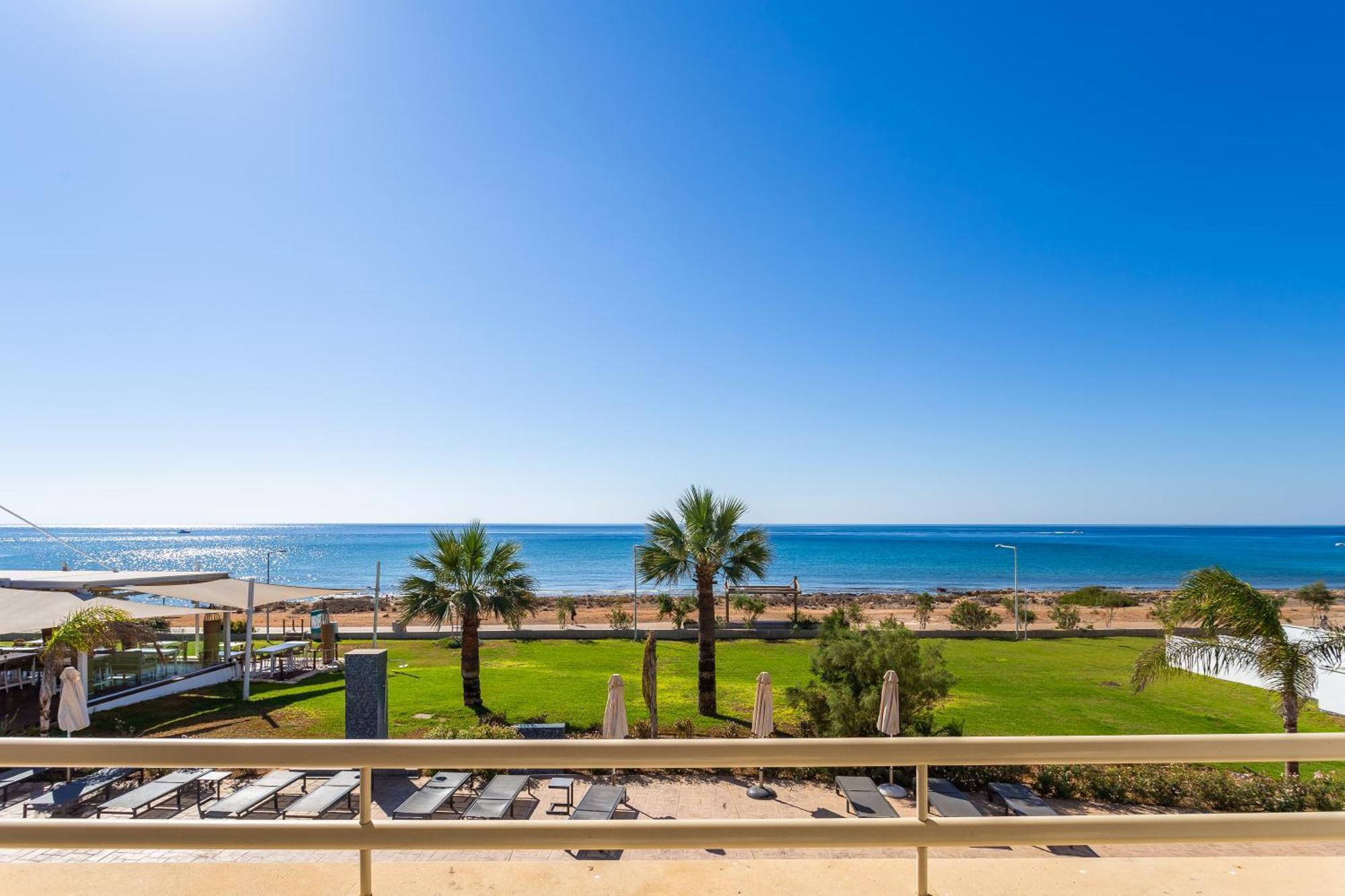 Family Room Sea View