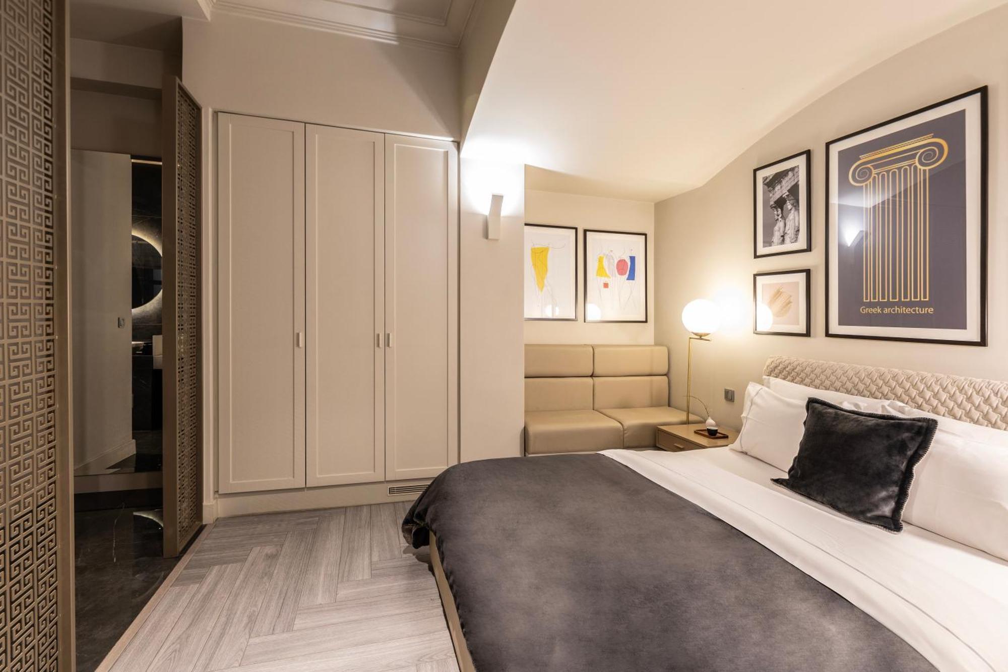 Double Room,1644479338:JPEG