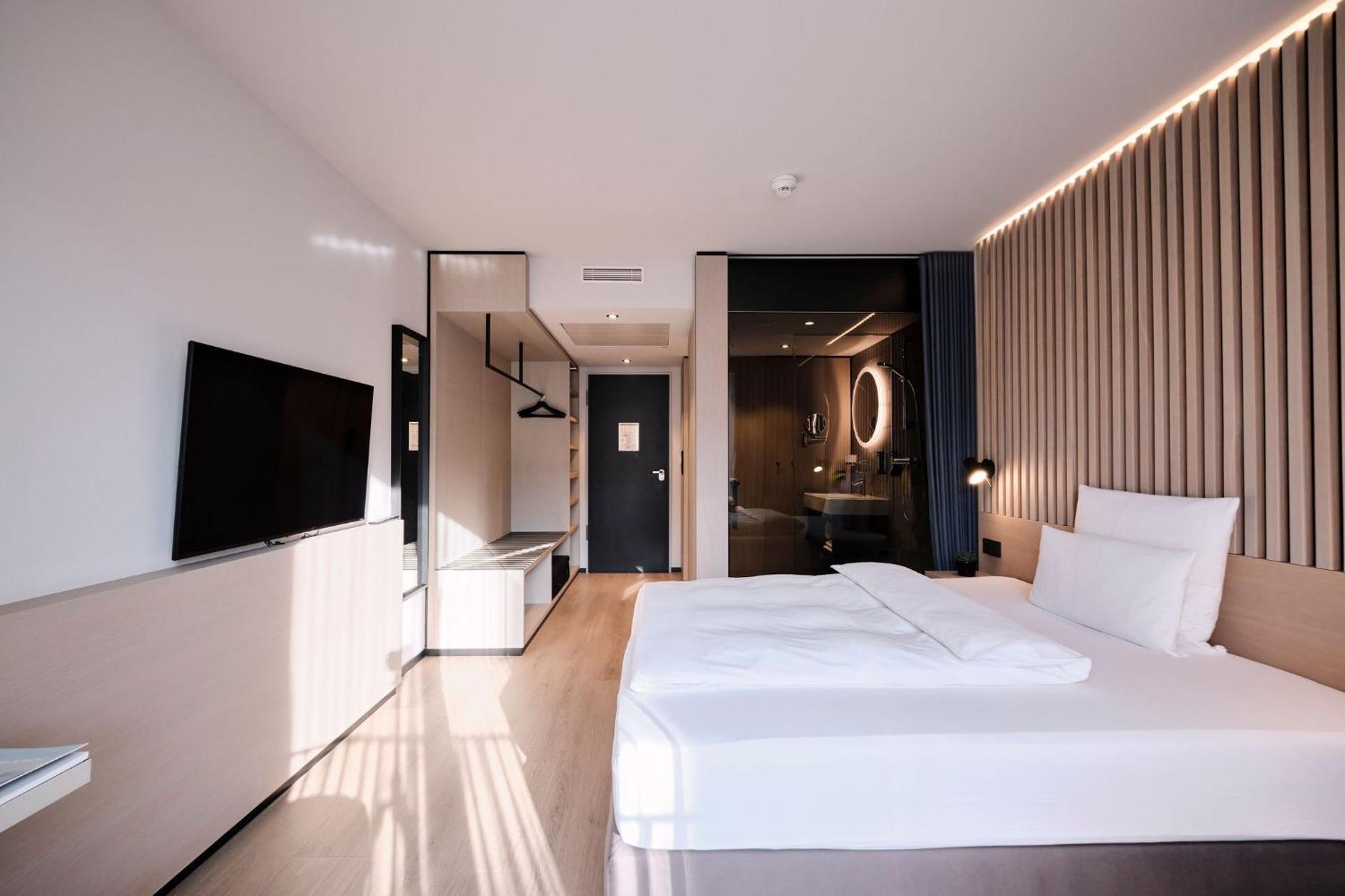 Superior Double Room including Sauna Access