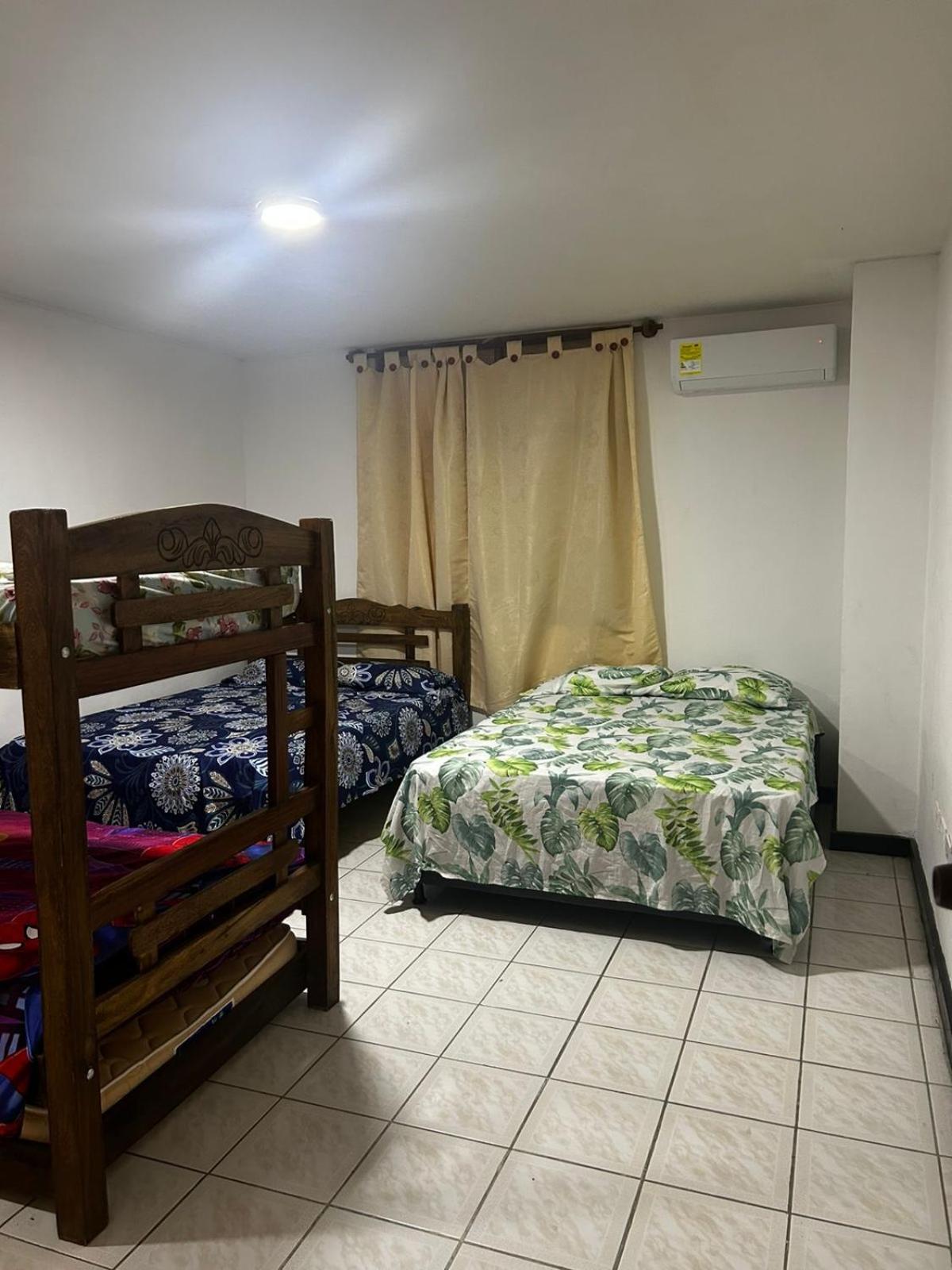 Habitación Familiar