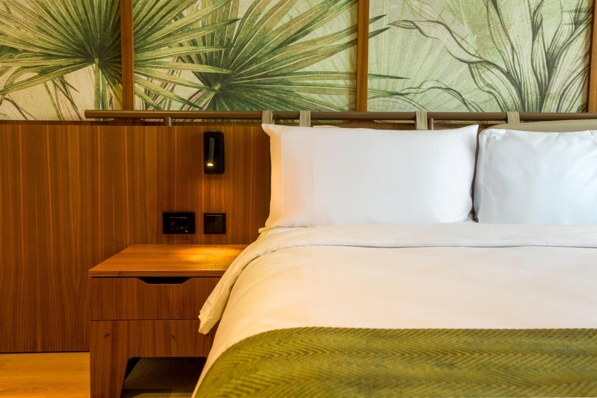 Standard Double Room,1644940037:JPEG
