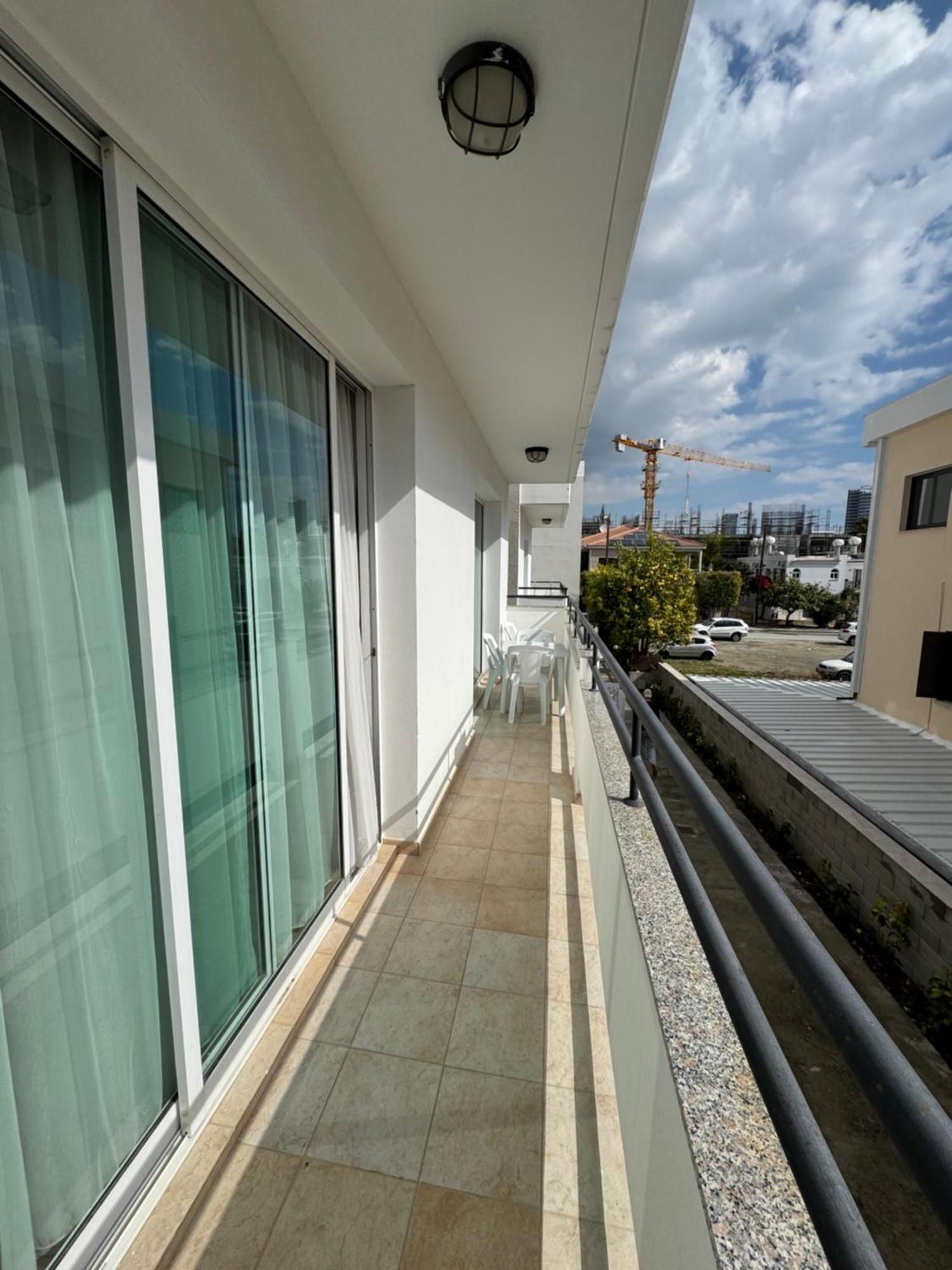 Superior One-Bedroom Apartment
