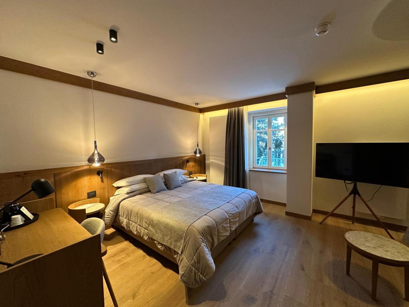 Suite mit Bergblick