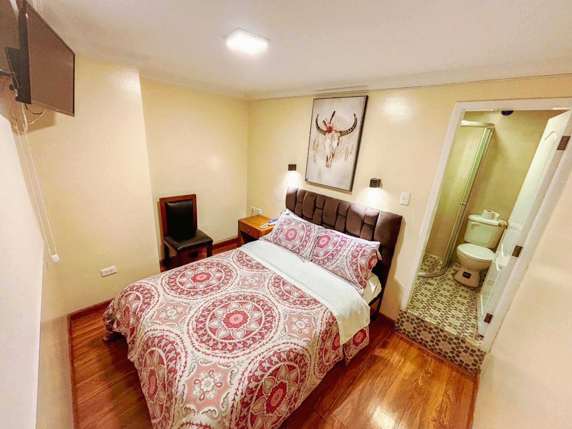 Double Room Private Bathroom