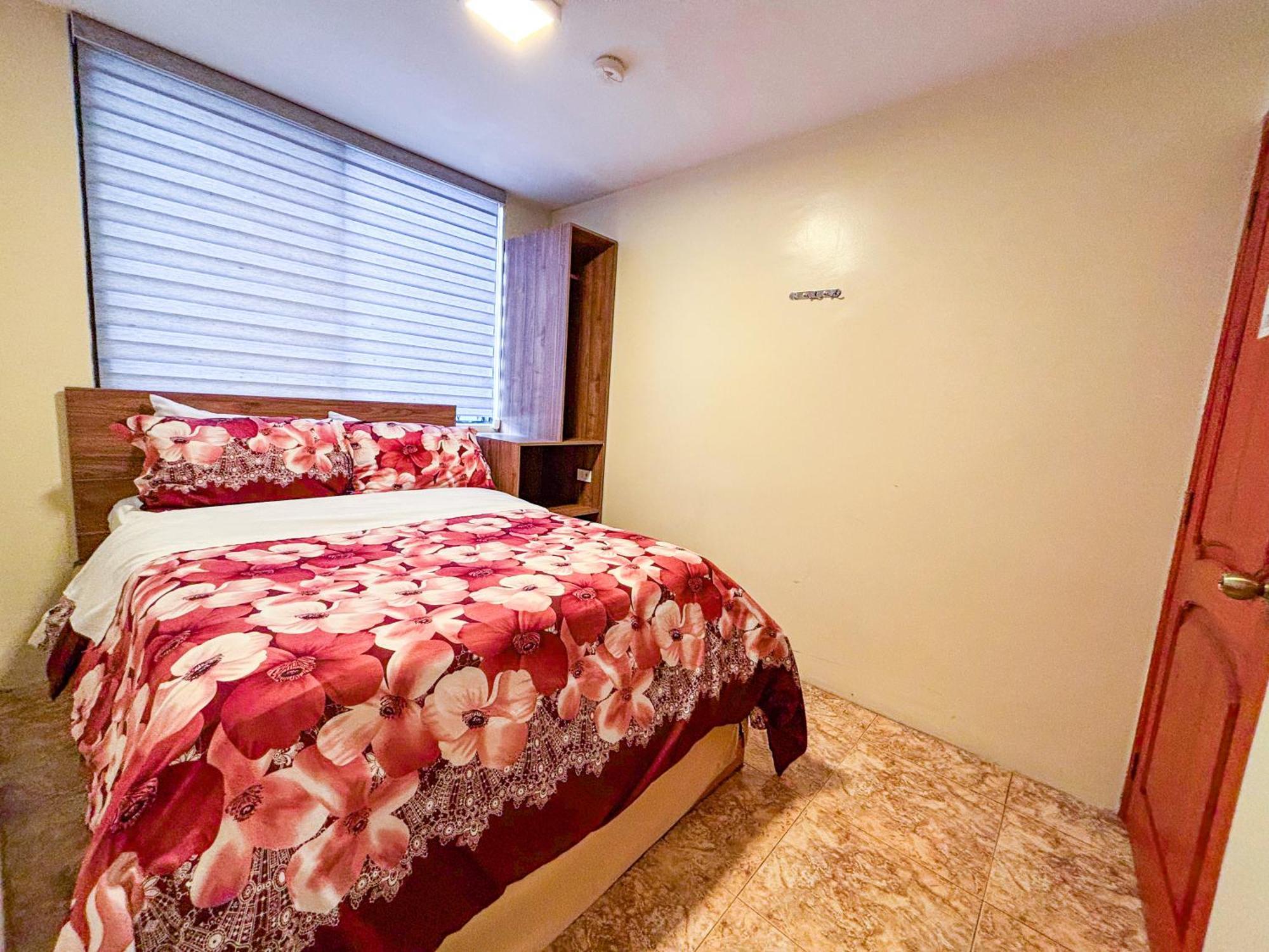 Single Room Private Bathroom