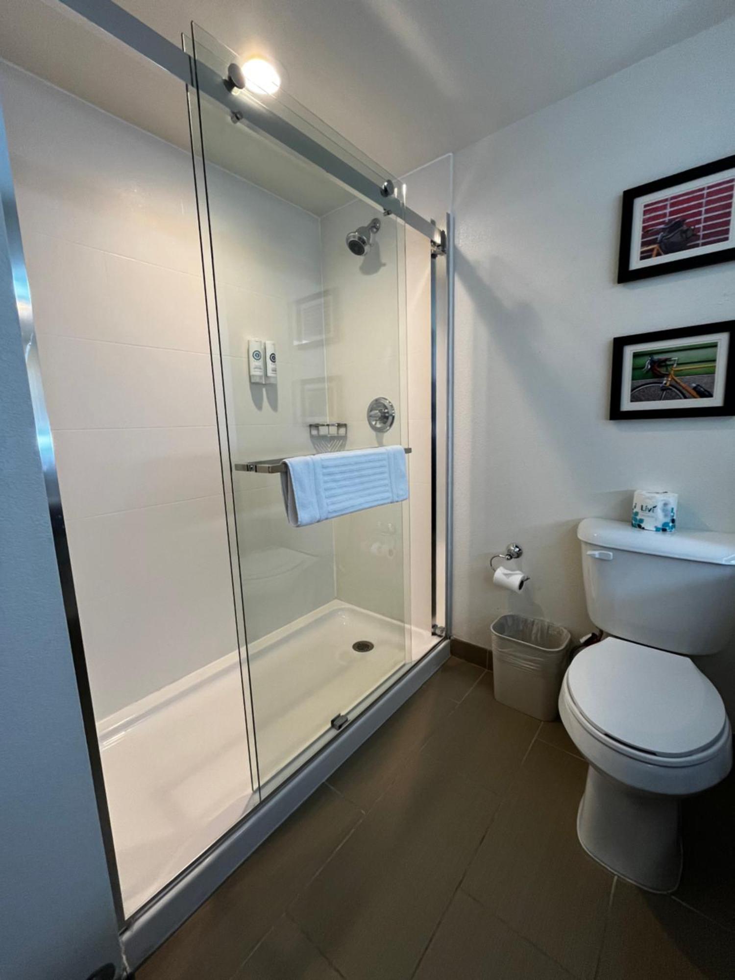 Suite Lit King-Size – Non-Fumeurs
