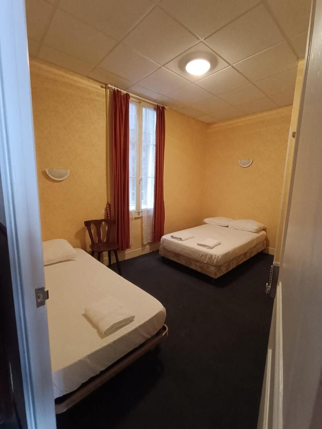 Chambre Double ou Lits Jumeaux