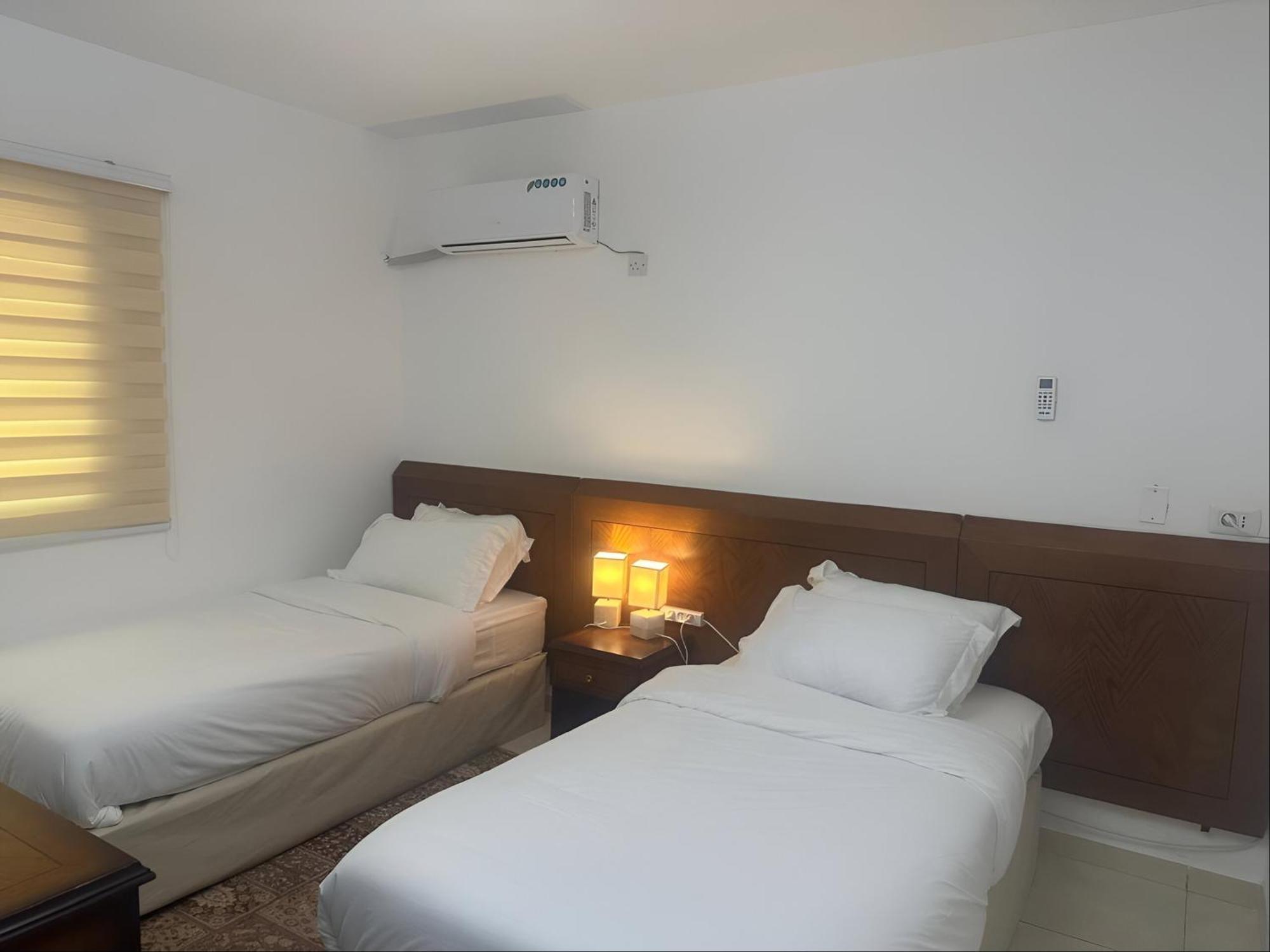 Deluxe Twin Room