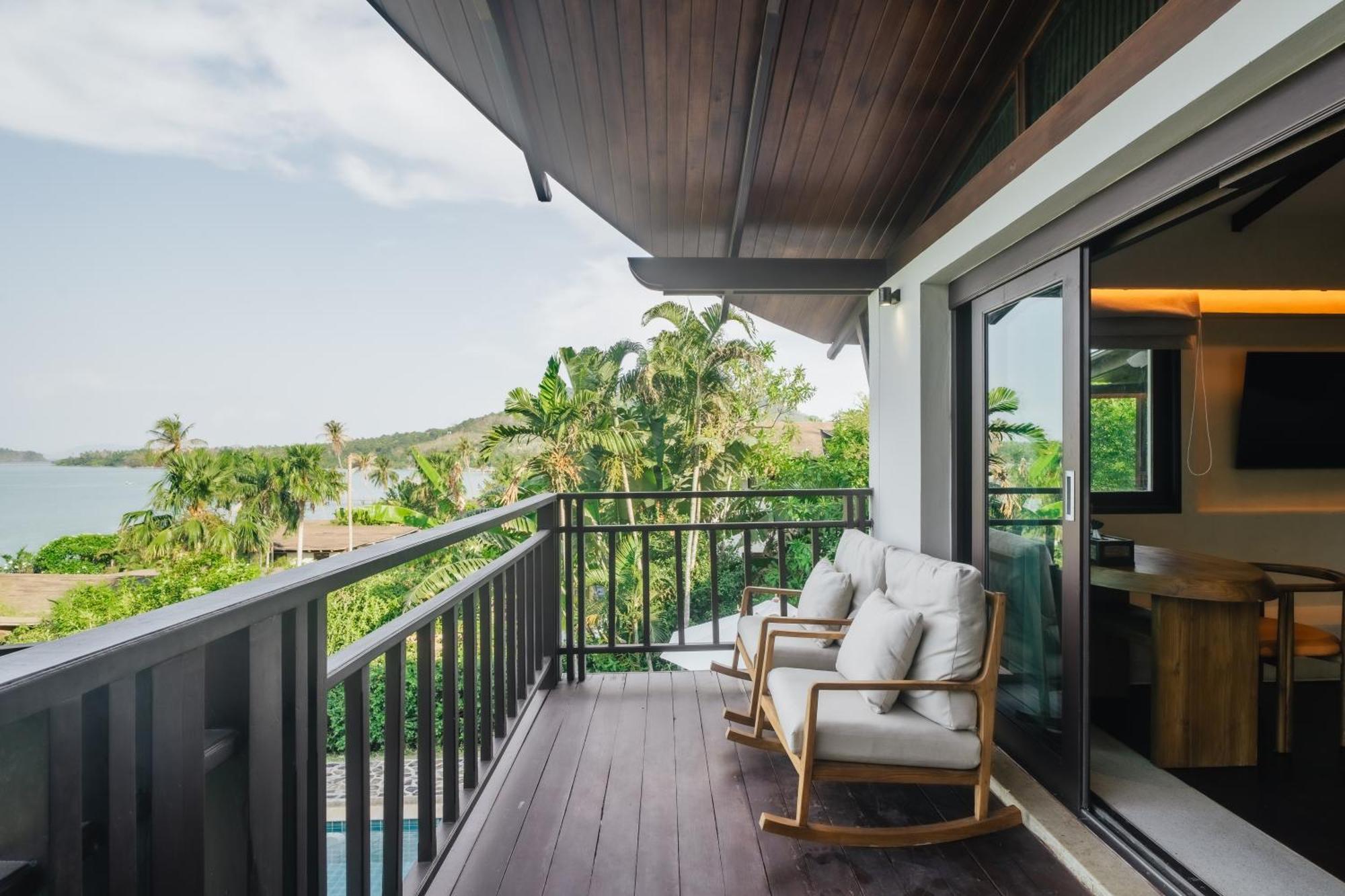 LUX 3-Bedroom Grand Sea View Pool Villa Unlimited 24-Hour Water Shuttle Service