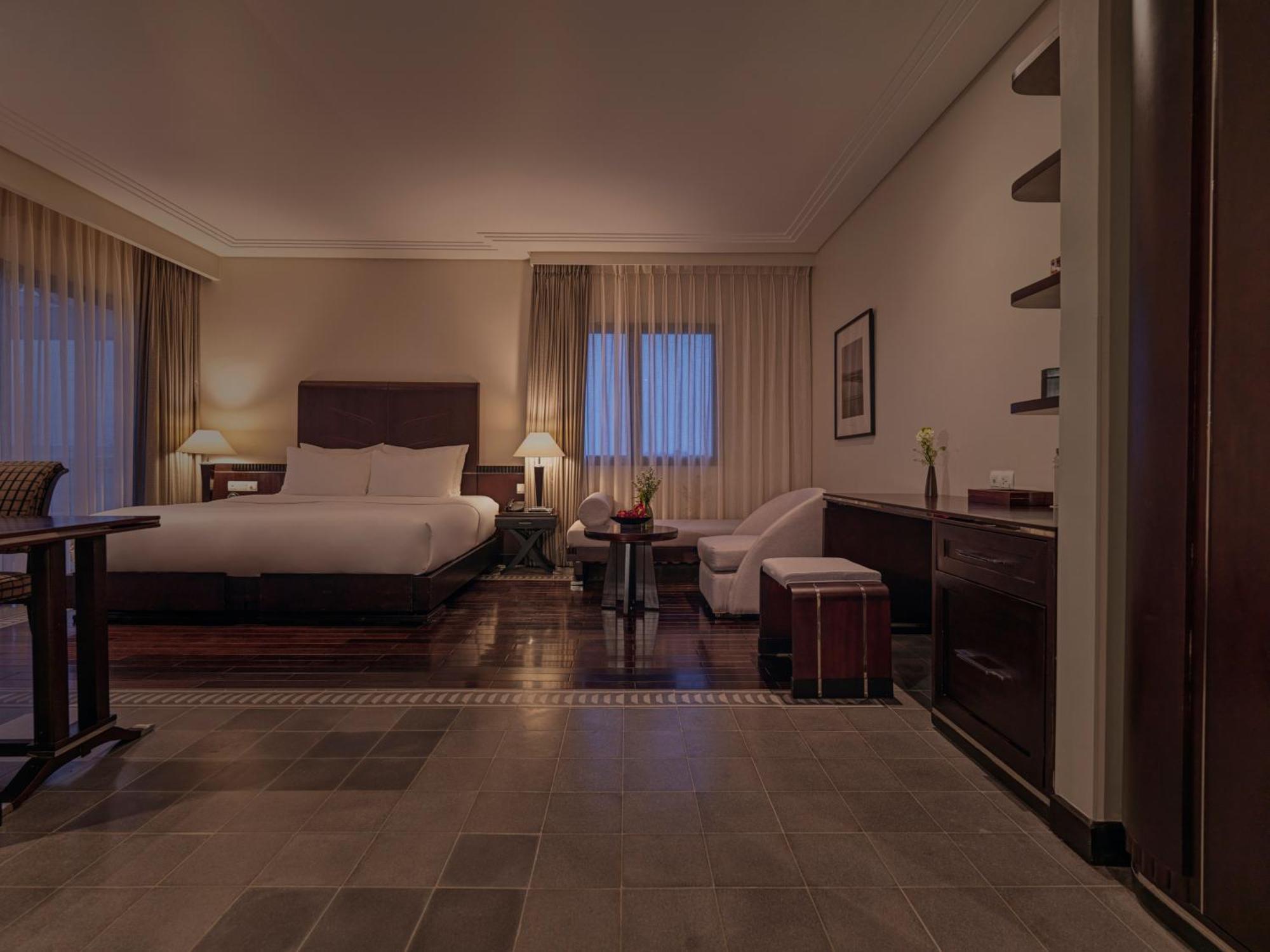 Chambre Lit King-Size de Luxe - Vue sur Rivière