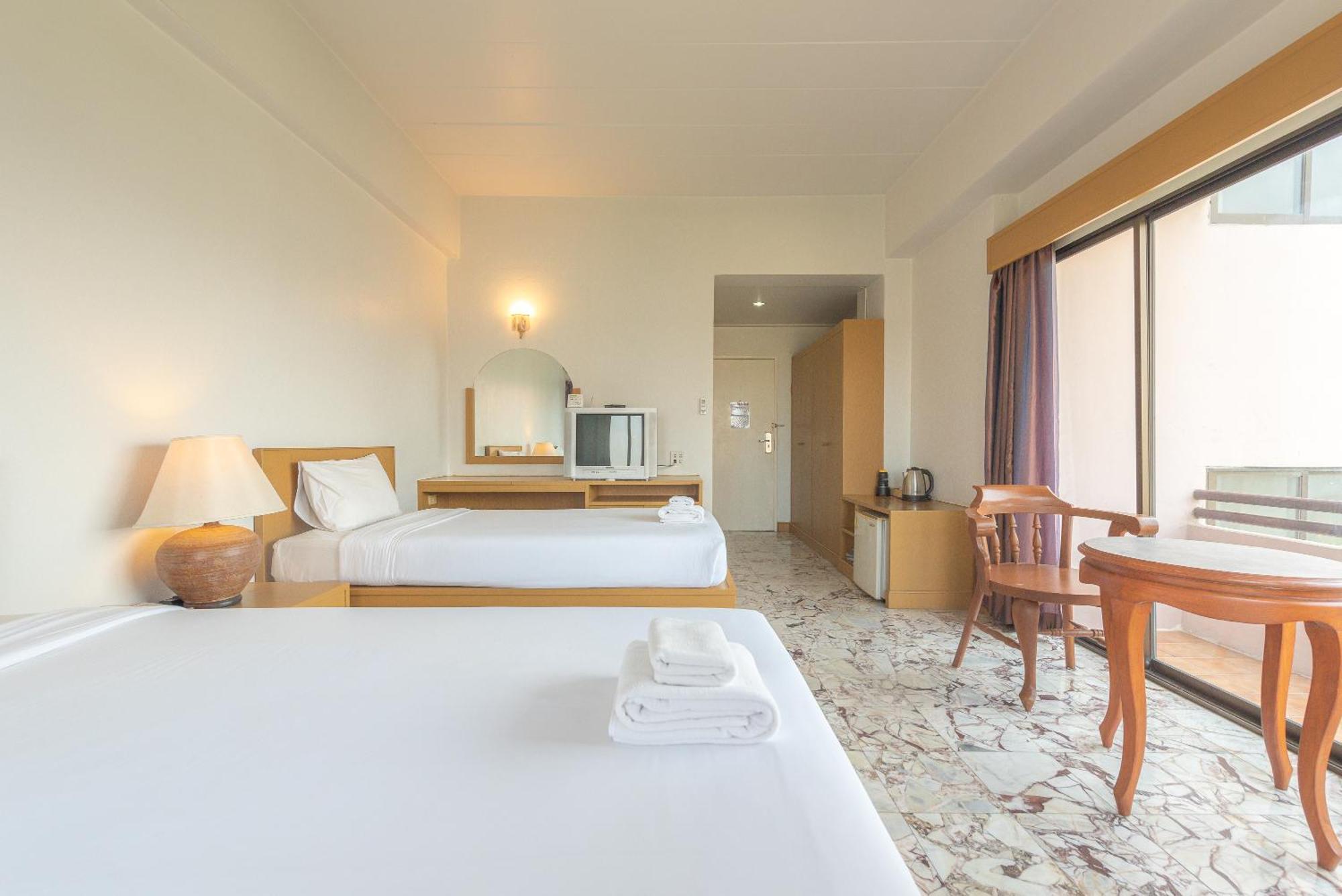 Superior Twin Room