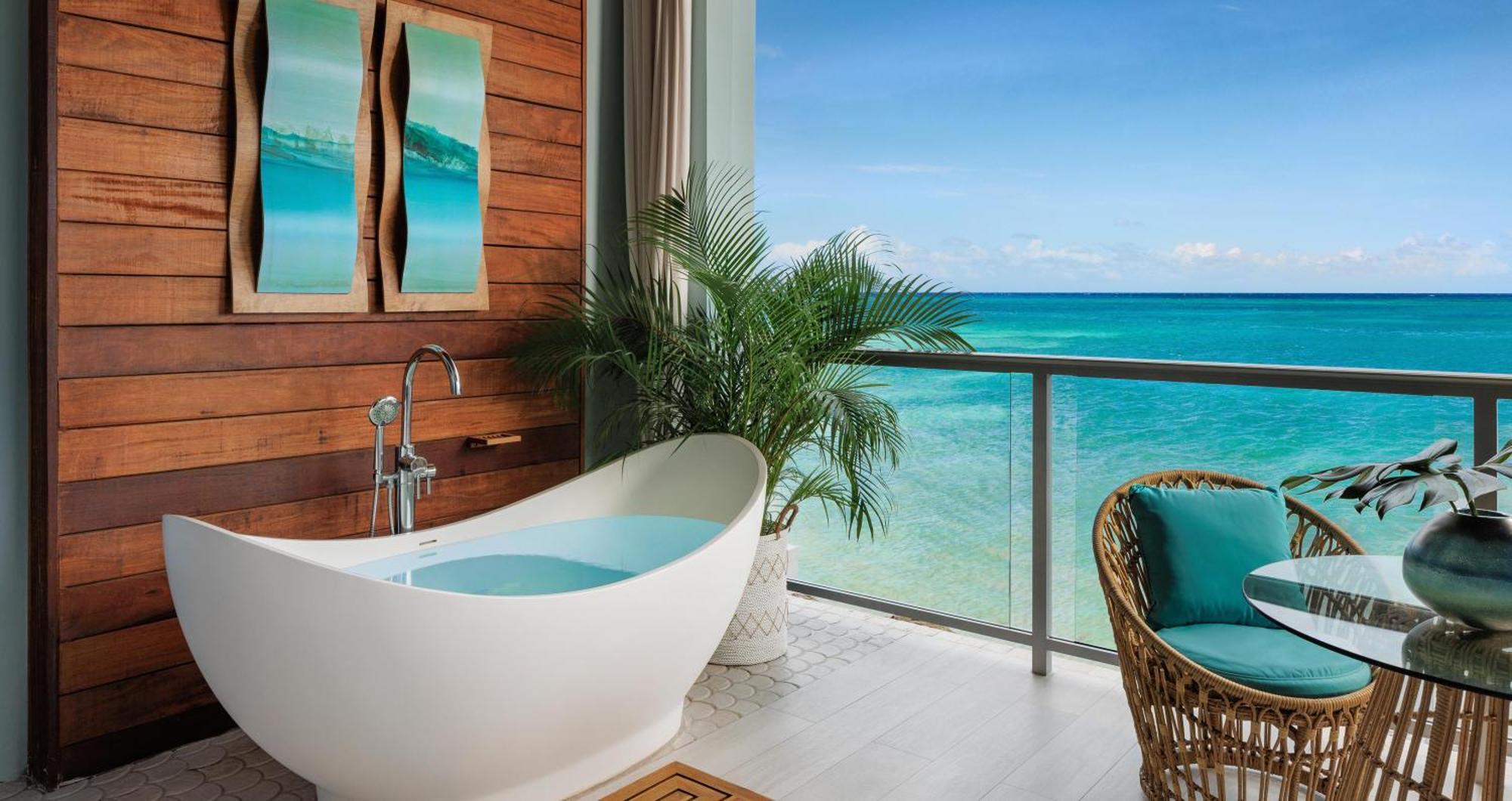 Suíte de 1 Quarto Millionaire à Beira-mar com Mordomo e Banheira de Imersão ao Ar Livre