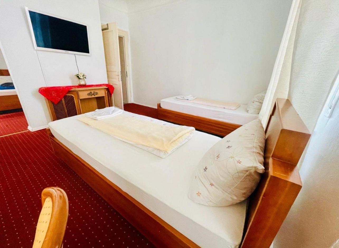 Basic Dreibettzimmer