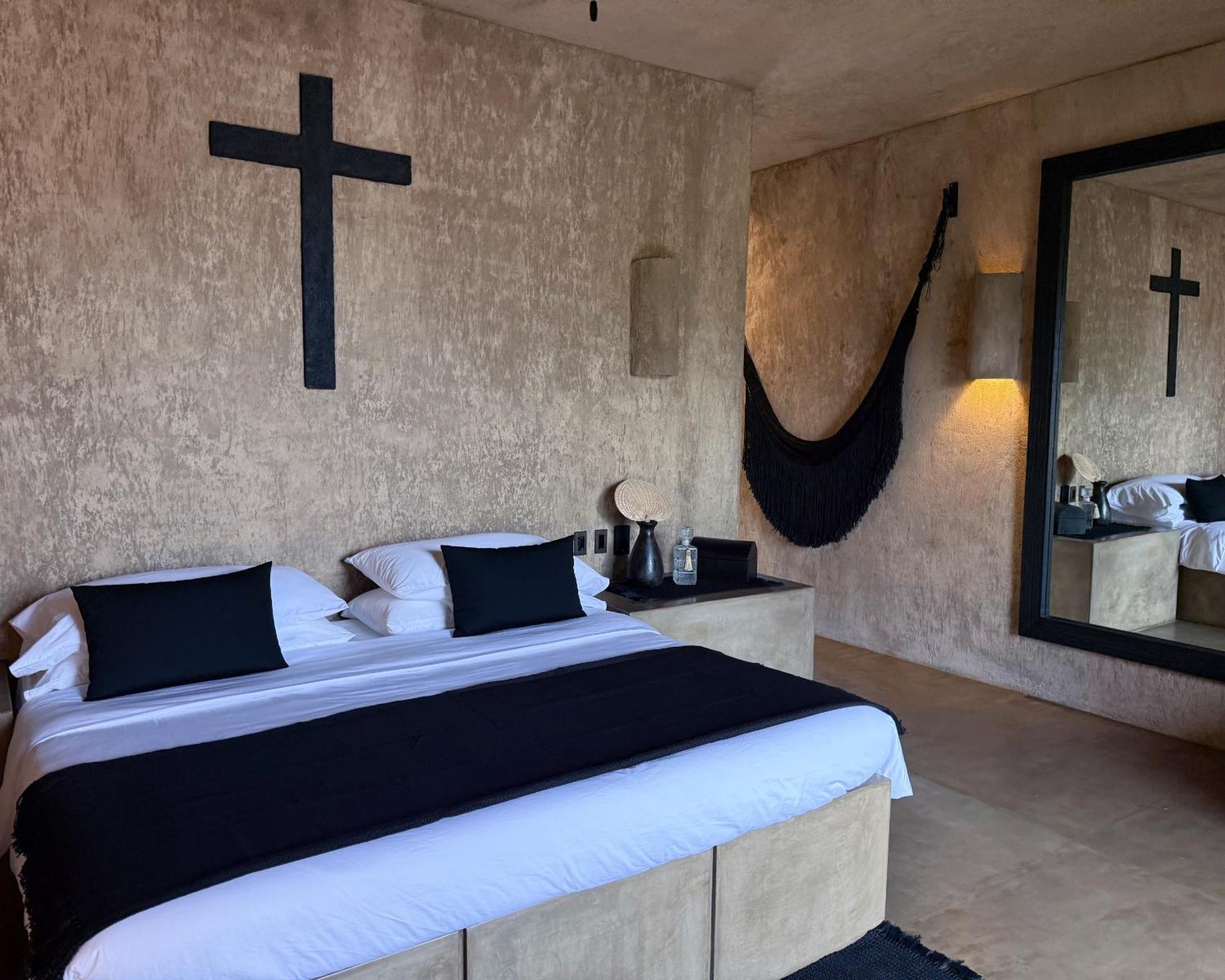 Deluxe Double Room with Balcony and Sea View