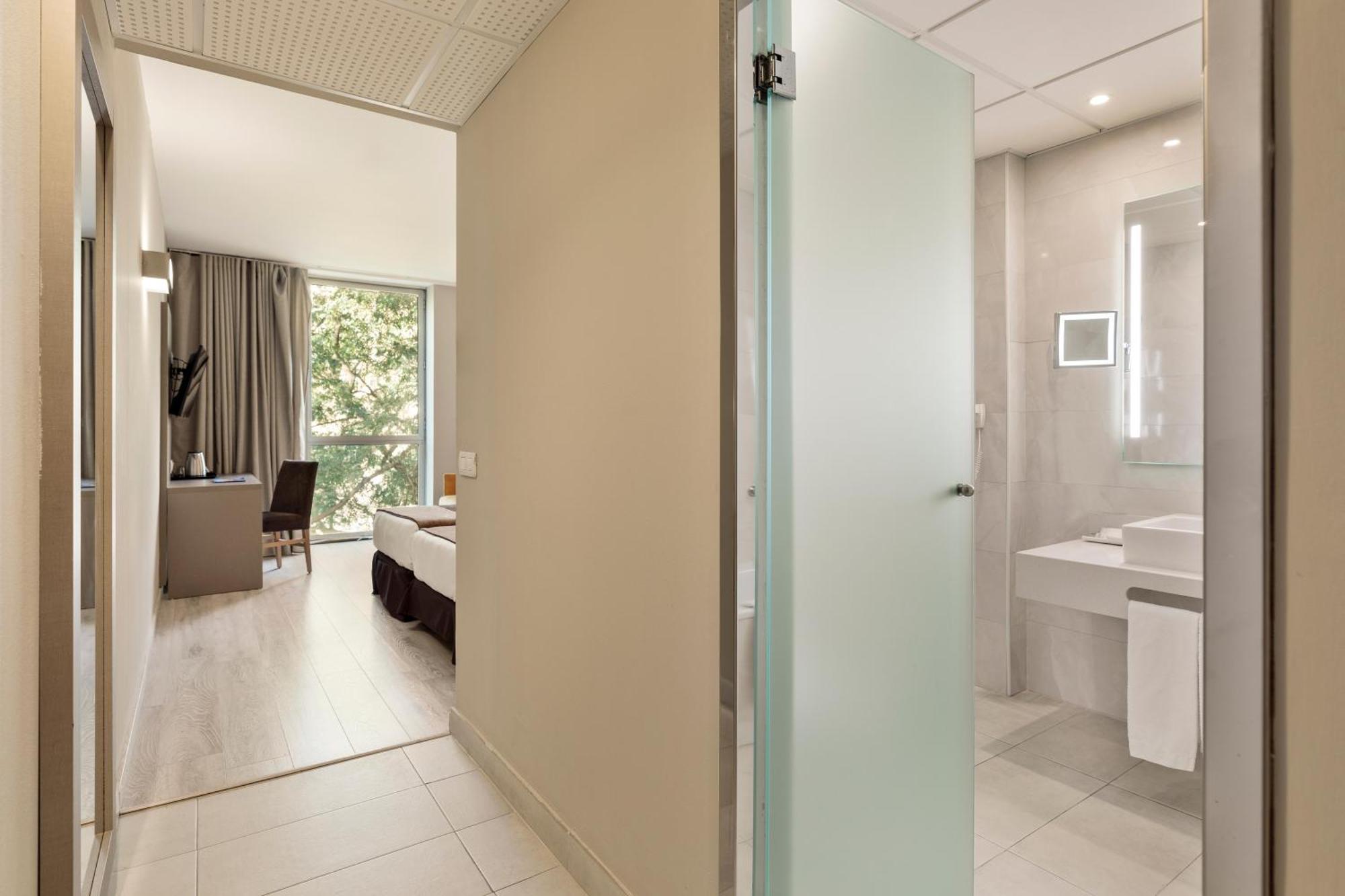 Double Room Garden View