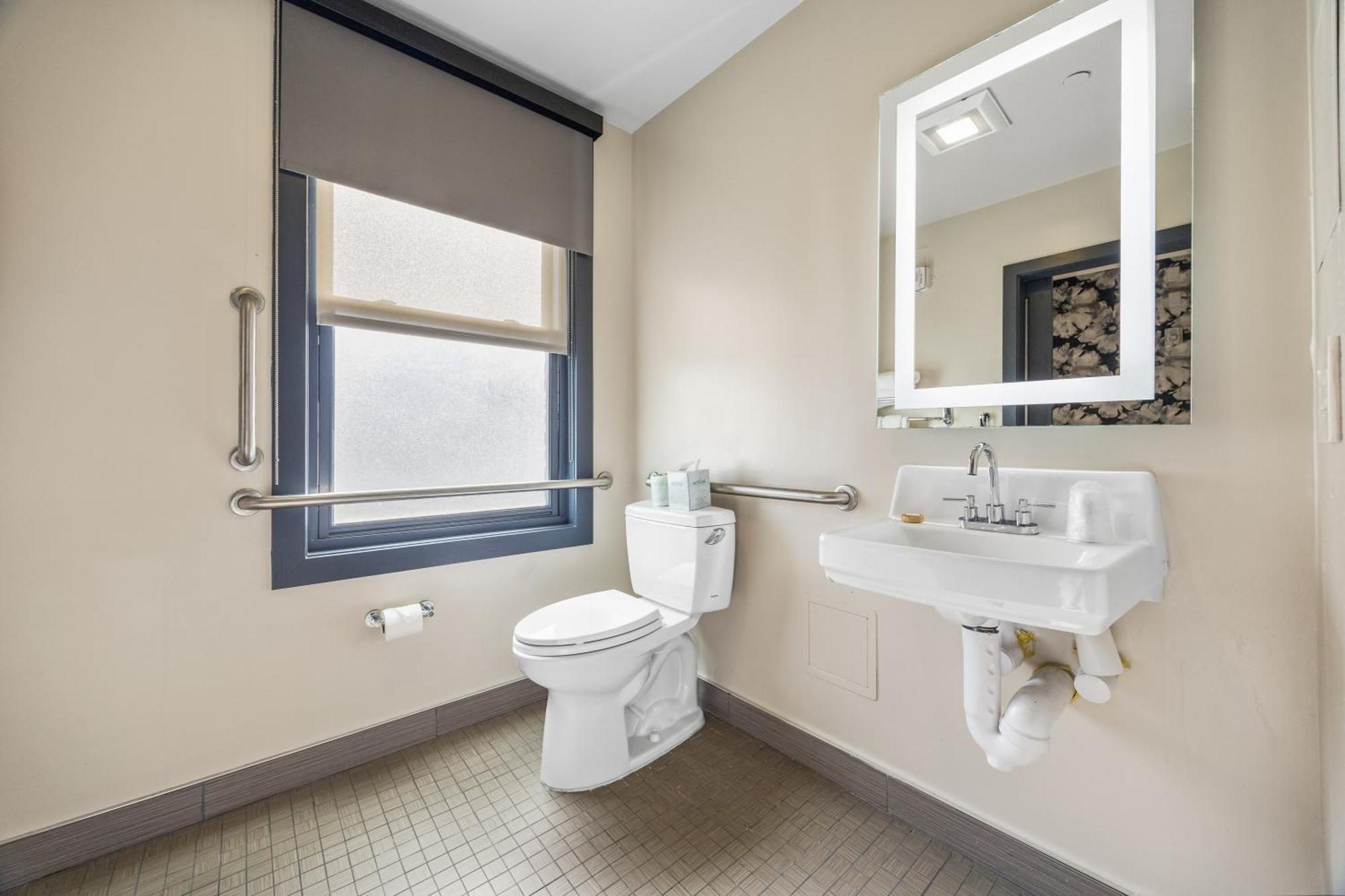 Twin Room Disability Access