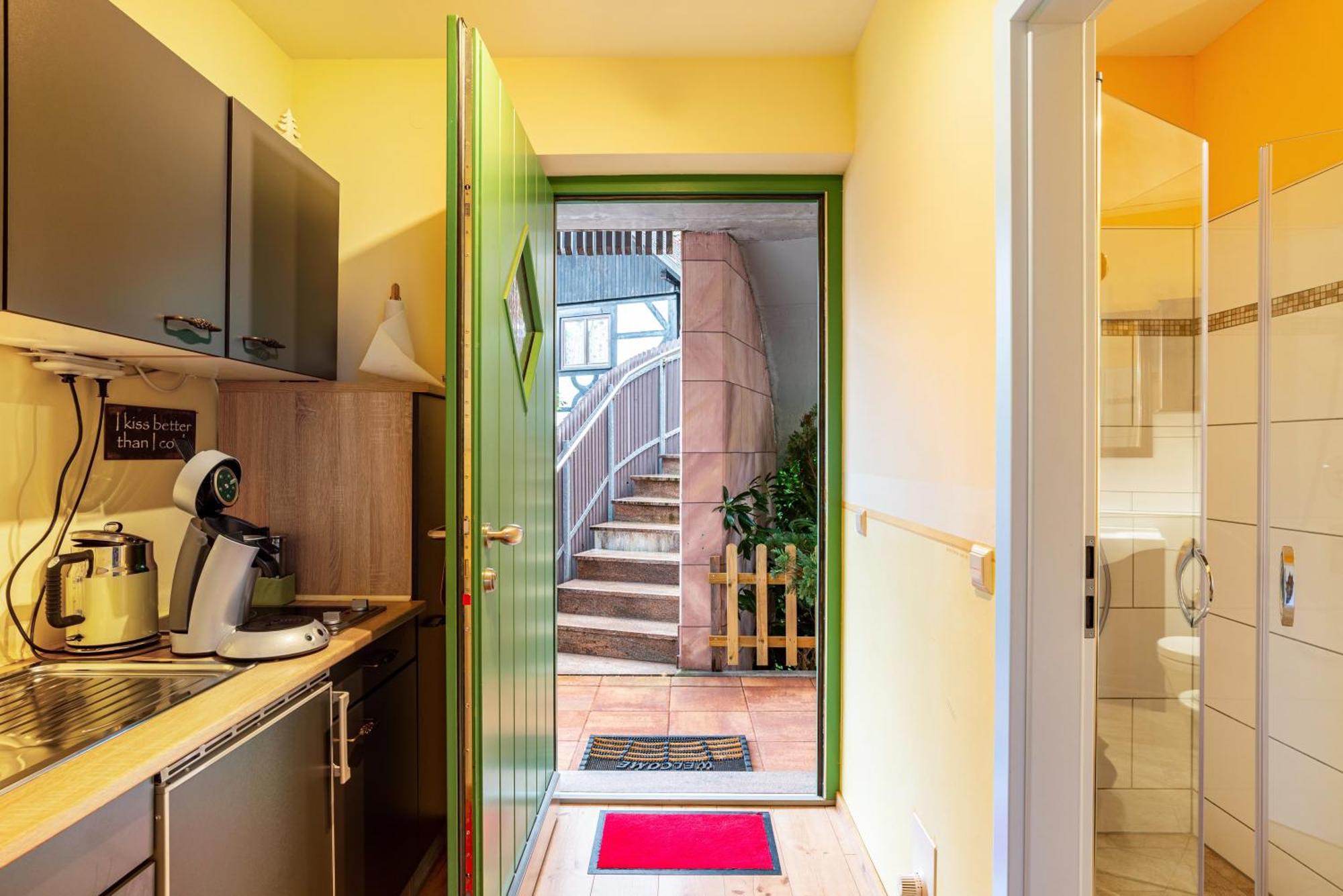 Studio mit Balkon